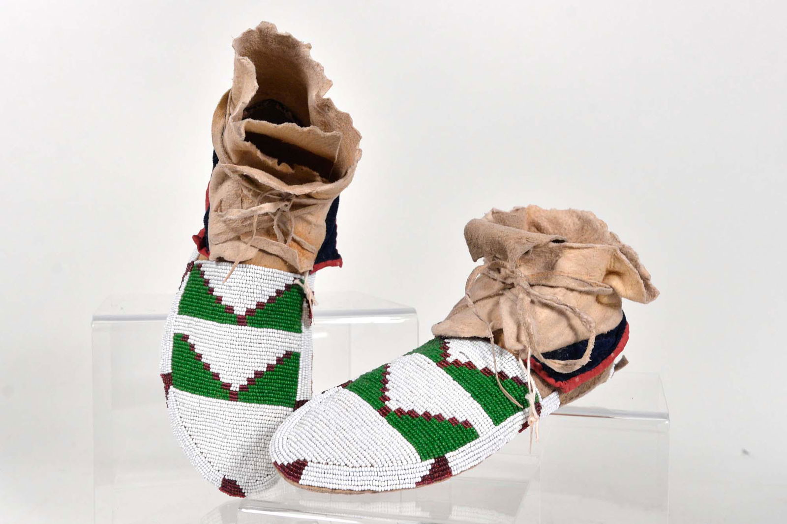 Amérindiens des Plaines du Nord - Mocassins (1 of 4)