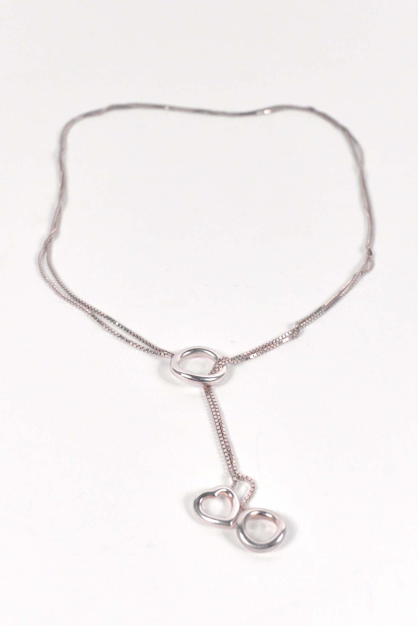 Christofle - Sterling silver necklace: Christofle Sterling silver necklace Description: Marked Christofle, sterling 925.Weight: 30.8 grams Dimension (PO): Longueur 16" Dimension (CM): Longueur 40.6 cm Condition report: