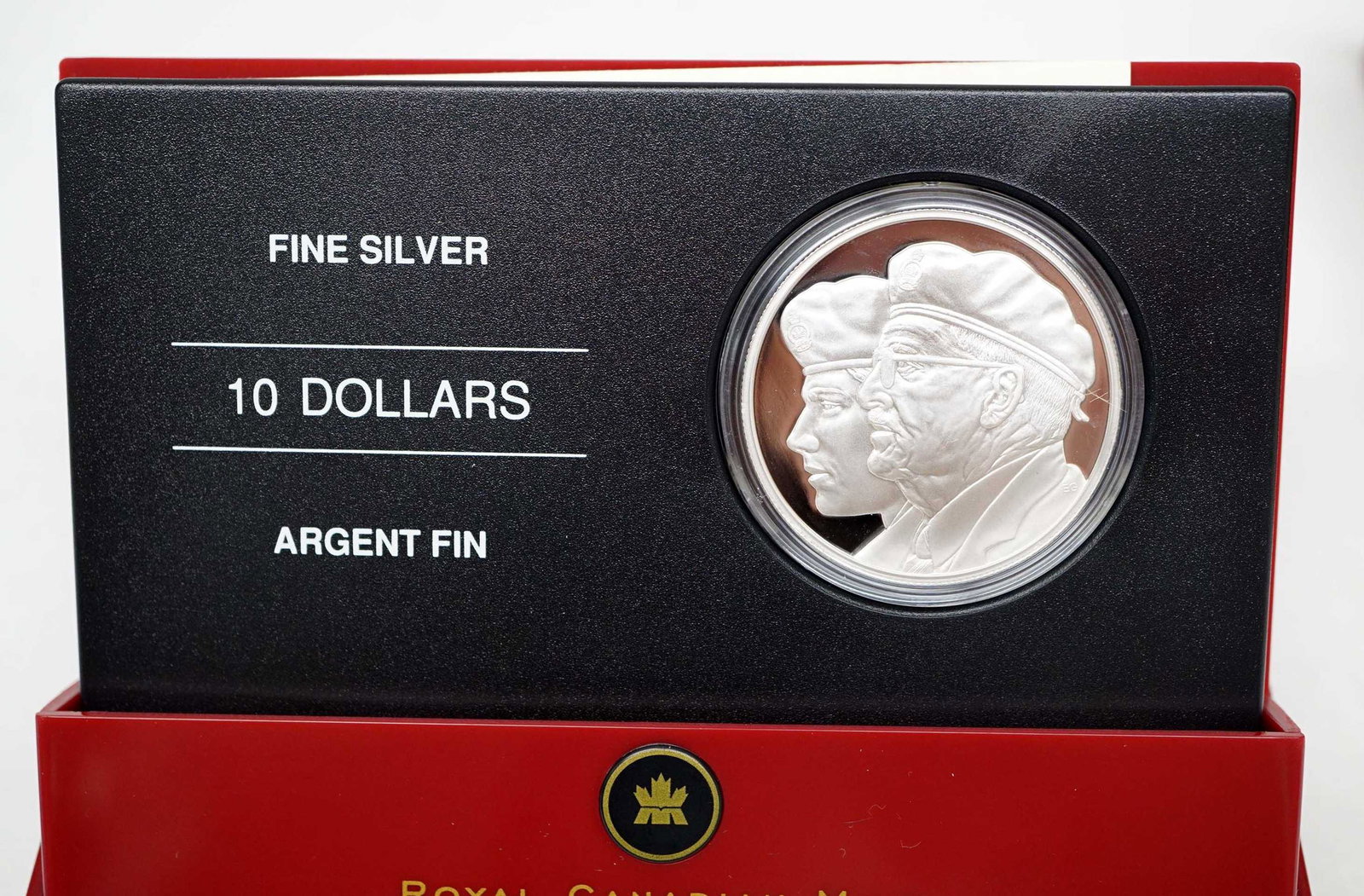 CANADA 2005. A Lot of 8 Second World War Coins (1 of 9)