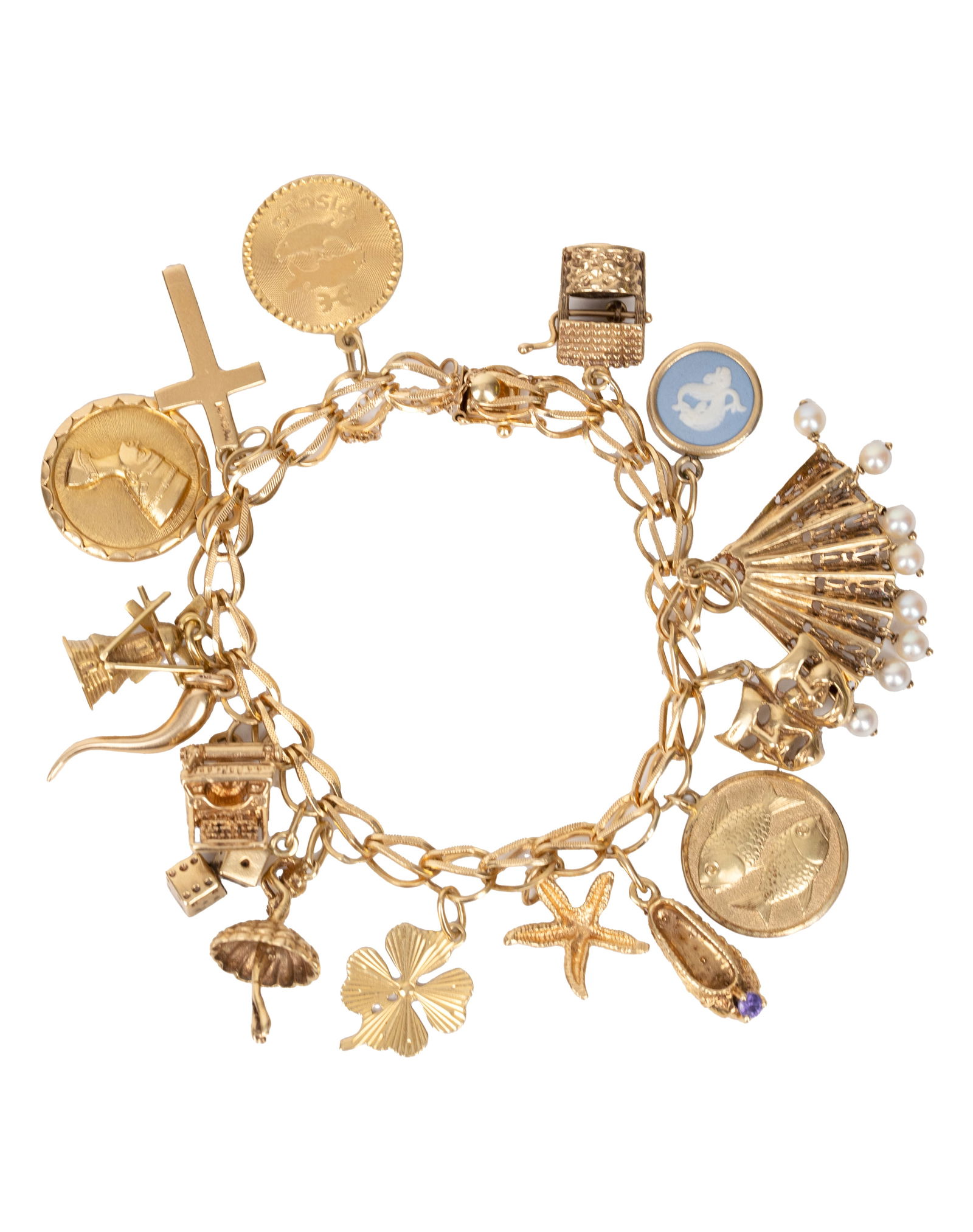 14k yellow gold bracelet. (1 of 4)