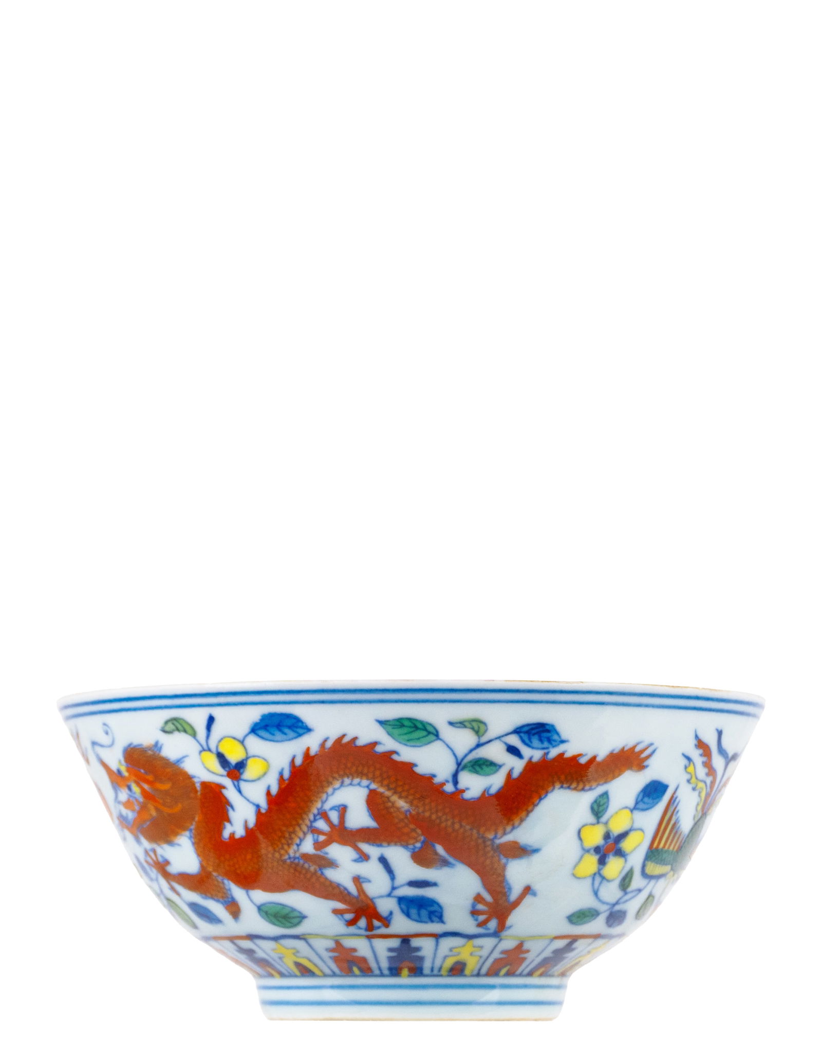 Old bowl, dragon, phénix - Pre 1800: Old bowl, dragon, phénix (Pre 1800) Description (FR): Bol rond, motif dragon et phénix, dynastie Qing, marque Yongzheng, boite avec broderies de soie, provenance collection privée Description (EN):