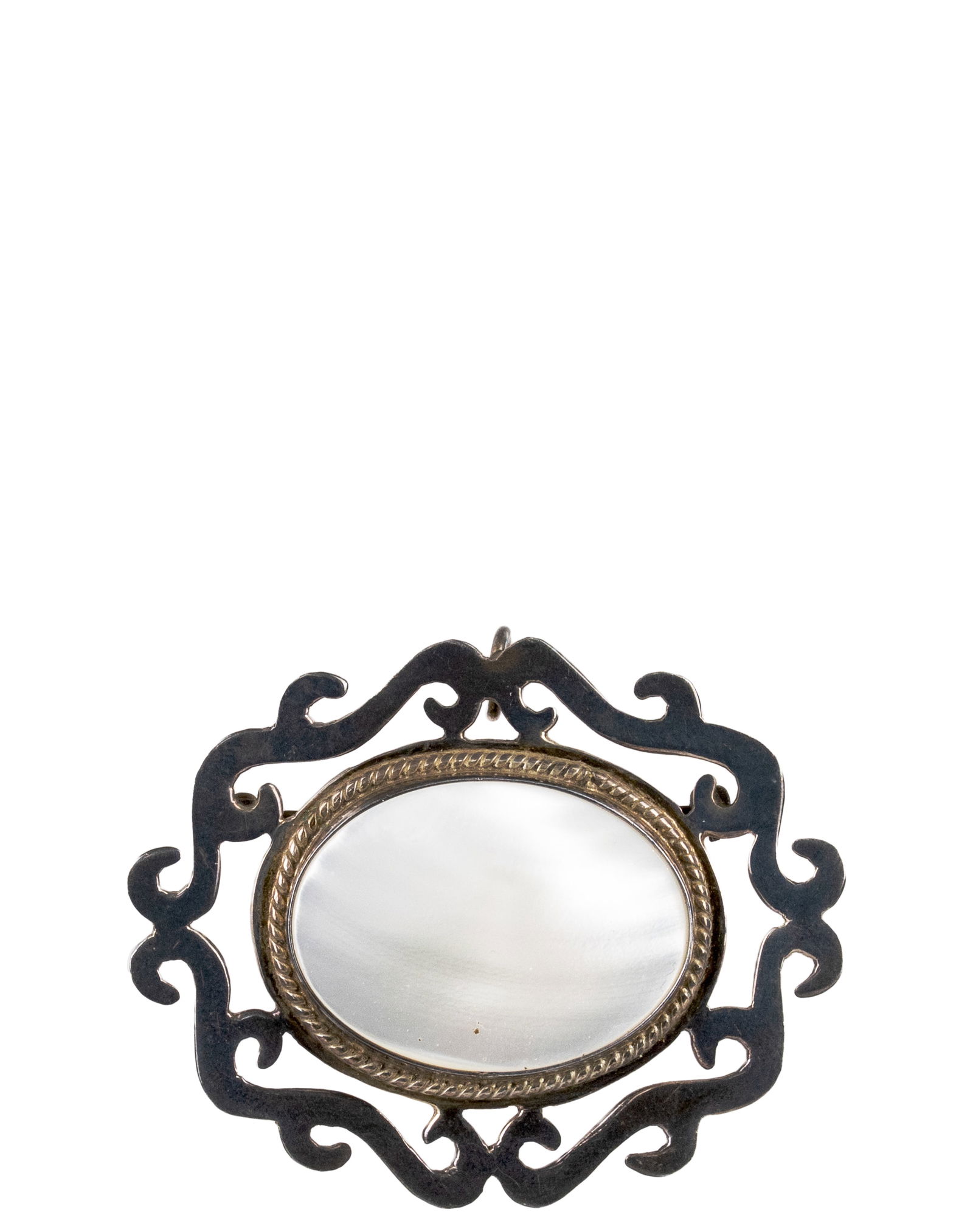 TV76 - Silver brooch with stone: TV76 Mexico Broche en argent avec pierre Argent sterling 925 avec pierre nacre de perle pesant 20.6gr total Dimension: 1 5/8" haut x 2.1" large 4.2cm high x 5.5cm wide ------------- TV76