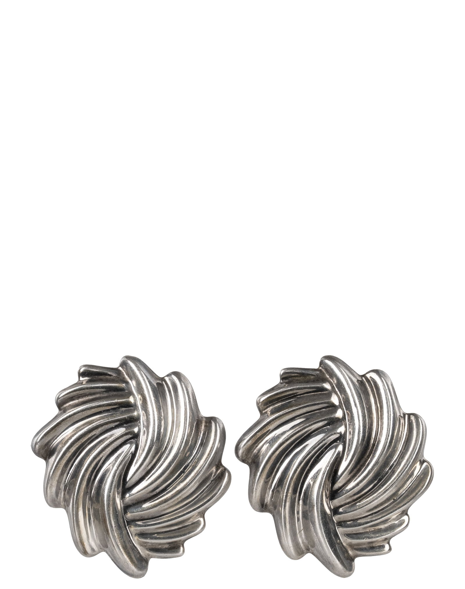 Vintage Mexican Sterling Silver Earrings: Mexico Boucles d'oreilles vintage mexicaines en argent sterling Paire de boucle d'oreilles en argent sterling Poids : 23.7 g Dimension: 1 3/4" x 1 3/4" - ------------- Mexico Vintage Mexican