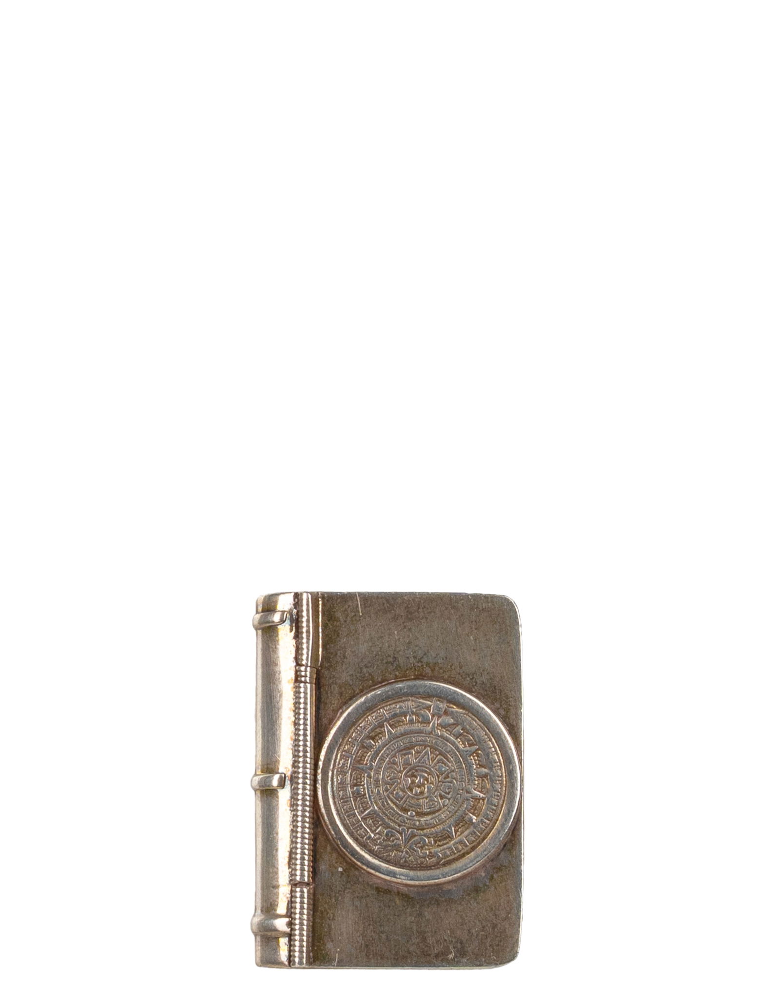 Vintage Mexican Sterling Silver Book Shaped Pills Box: Mexico Boîte à pilules vintage mexicaine en argent sterling en forme de livre Pillulier en forme de livre en argent sterling, poinçon à l'interieur Poids : 21.8 g Dimension: 1