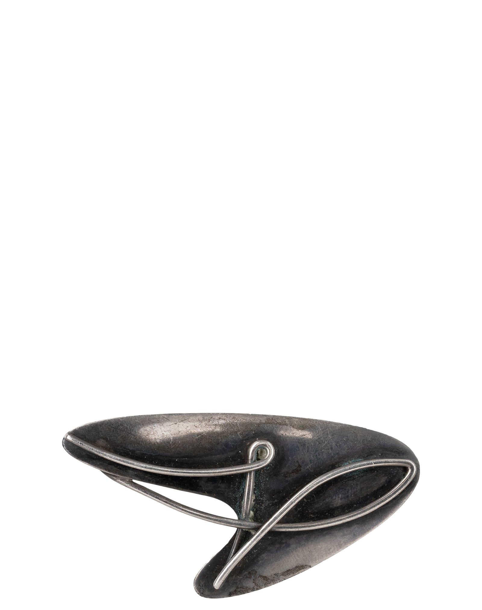 GEORGE BROOKS (B.1925) - Modernist Sterling Silver Brooch: GEORGE BROOKS (B.1925) Canada Broche moderniste en argent sterling Broche en argent sterling modernist, signée au dos Brooks Sterling Poids : 12 g Dimension: 2 1/2" x 1 1/2" - 