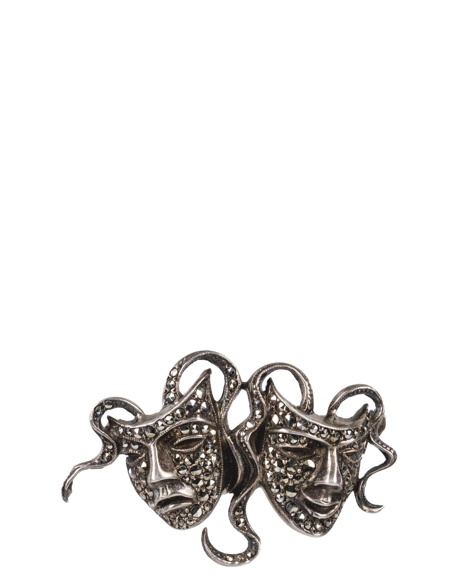 D.I - Silver broach: D.I Broche en argent Argent sterling .925, pesant 9.02gr Dimension: 1" haut x 1.5" de large 2,5cm high x 3.8cm wide ------------- D.I Silver broach Sterling silver .925, weighing 9.02g Dim