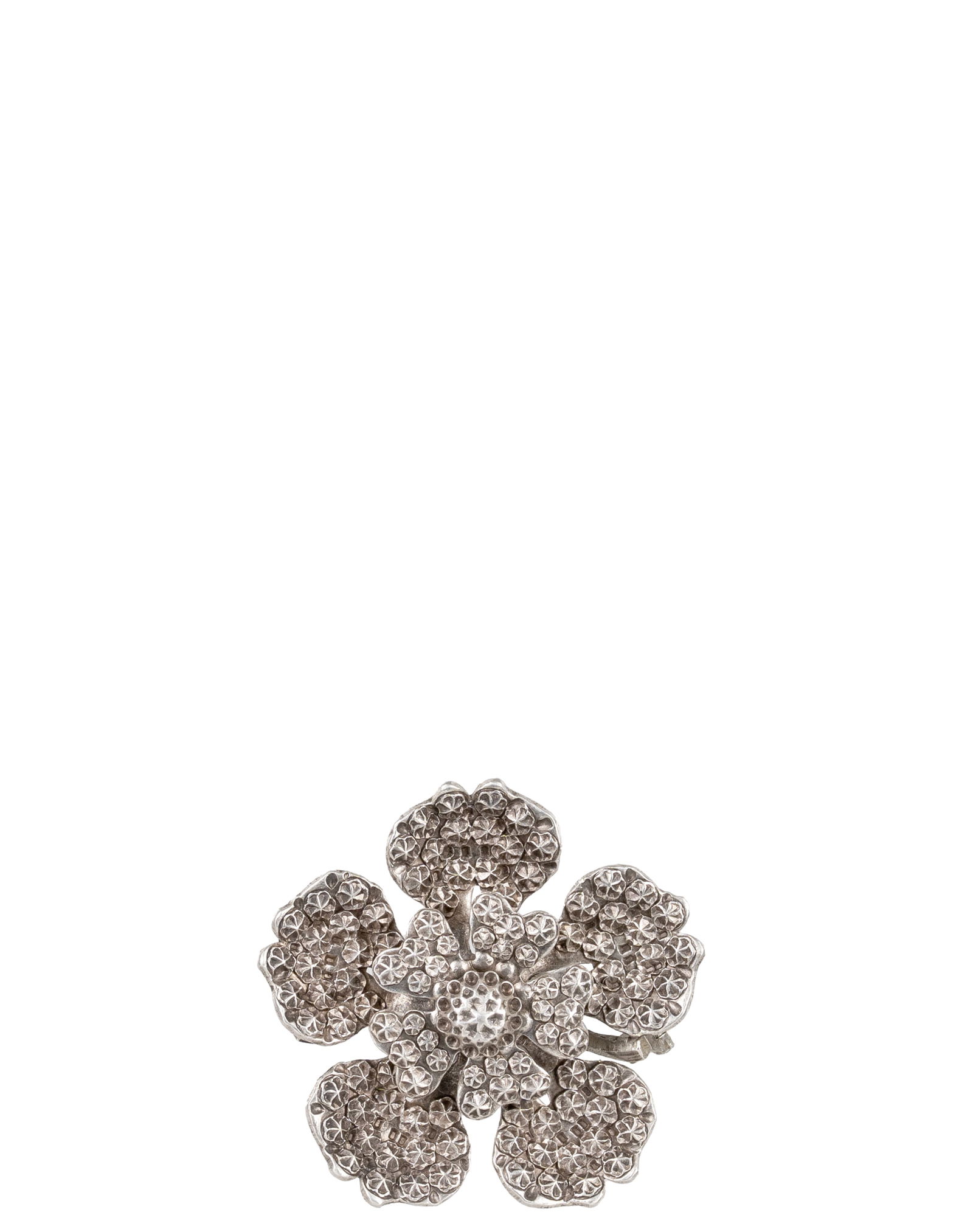 Sterling Silver Flower Shaped Brooch: Broche en argent sterling en forme de fleur Broche en argent sterling en forme de fleur Poids : 9.2 g Dimension: 1 1/2" x 1 1/2" - ------------- Sterling Silver Flower Shaped Brooch Sterling Silver Fl