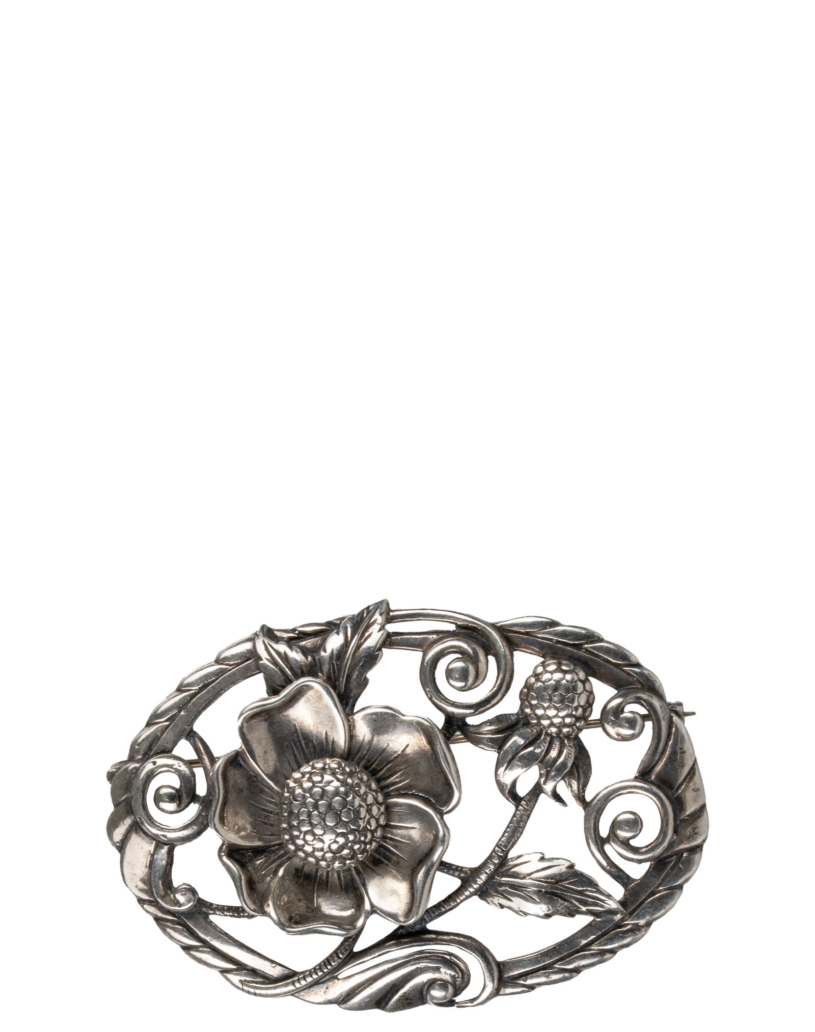 Antique Sterling Silver Flower Brooch: Broche ancienne en argent sterling représentant une fleur Broche en argent sterling Poids : 34.3 g Dimension: 3" x 2" - ------------- Antique Sterling Silver Flower Brooch Sterling silver brooch