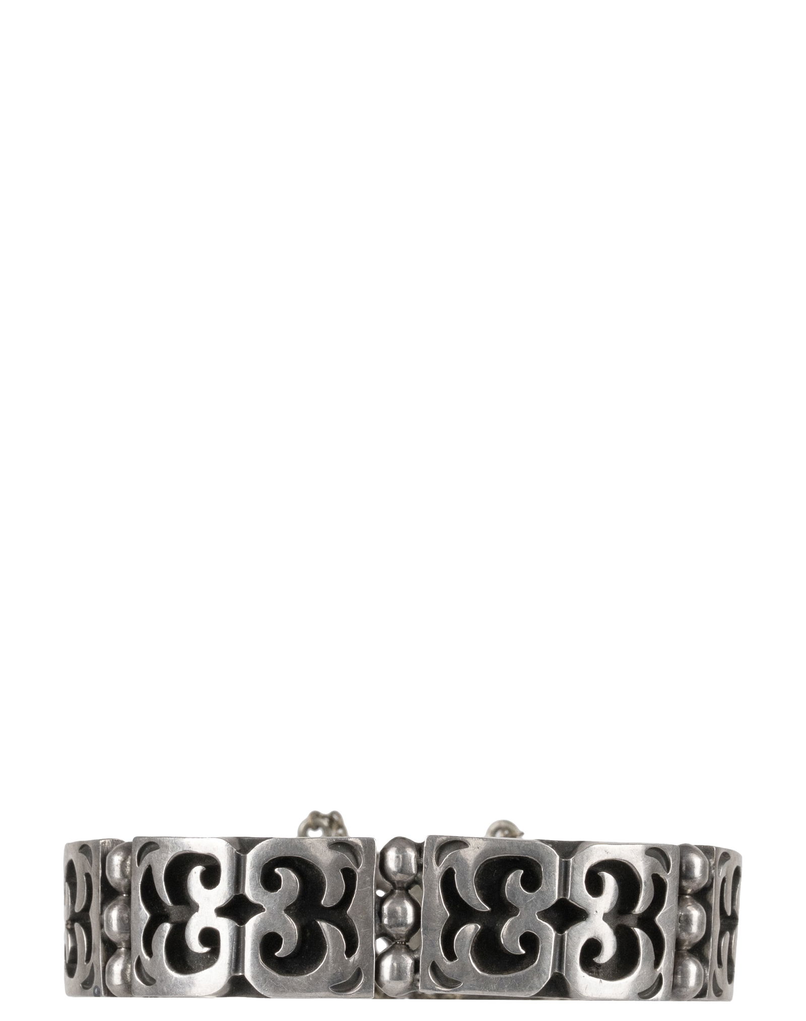 Sterling Silver Bracelet: Bracelet en argent sterling Bracelet en argent sterling Poids : 75.9 g Dimension: 8" x 3/4" - ------------- Sterling Silver Bracelet Sterling silver bracelet Weight: 75.9 g Dimension: 8"