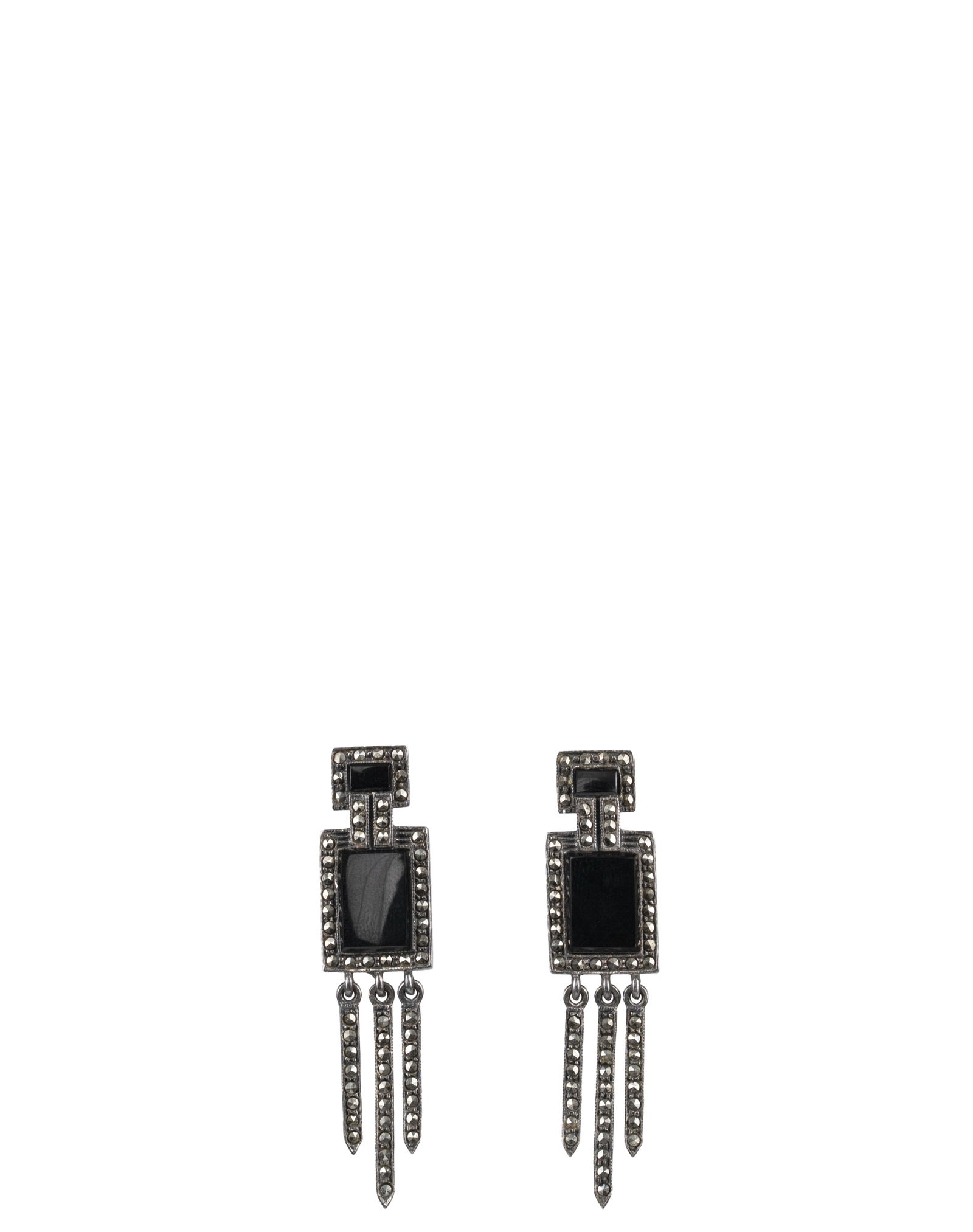 Art Deco Sterling Silver Onyx and Marcassites Earrings: Boucles d'oreilles Art Déco en argent massif, onyx et marcassites Paire de boucle d'oreilles Art Déco, sertie d"onyx et de Marcassites Poids : 10.3 g Dimension: 2" x 1/2" - 