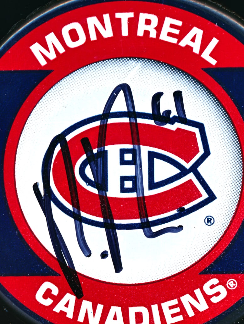 Hockey - Montreal Canadiens Autographed hockey puck - 4