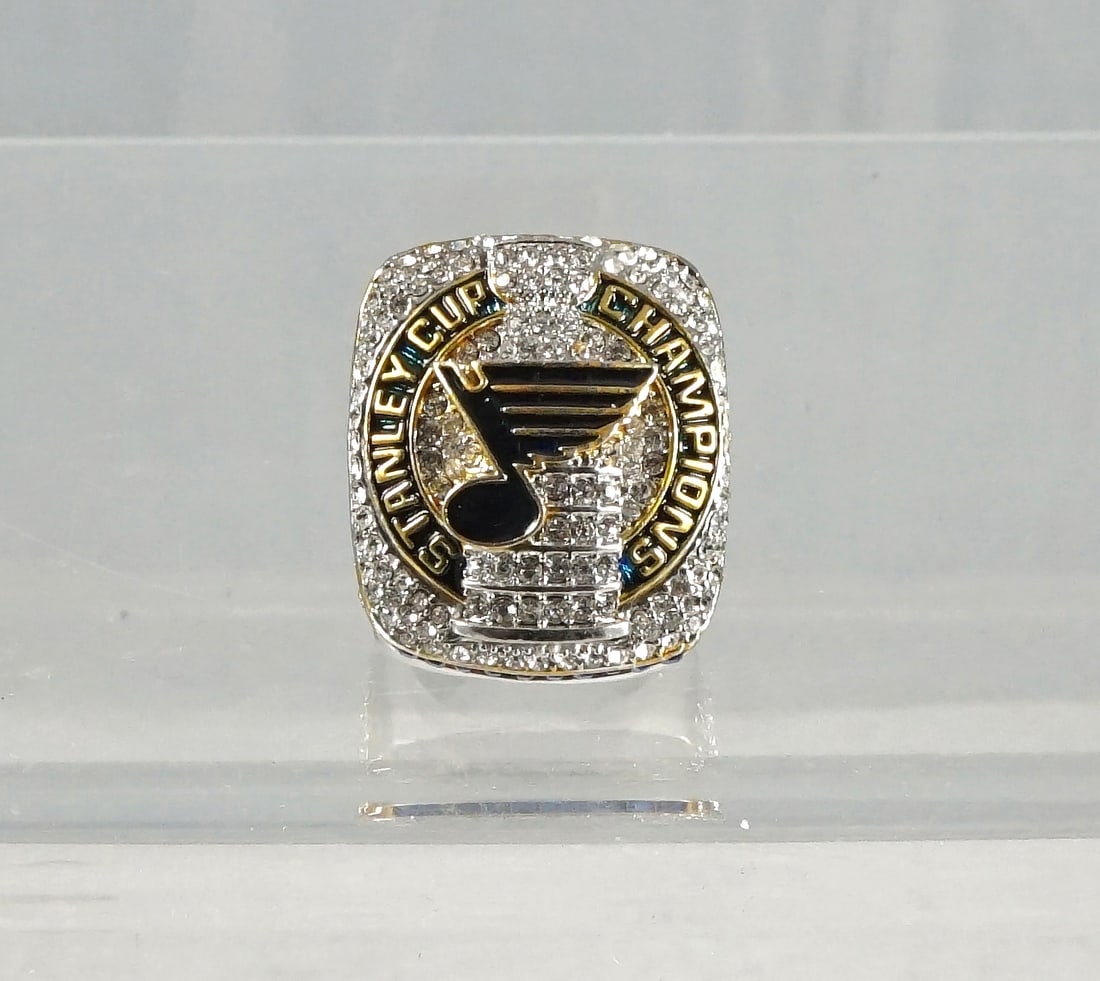 Replicas St-Louis Blues Stanley Cup Championship Ring and Elmer Lach Ring - 3