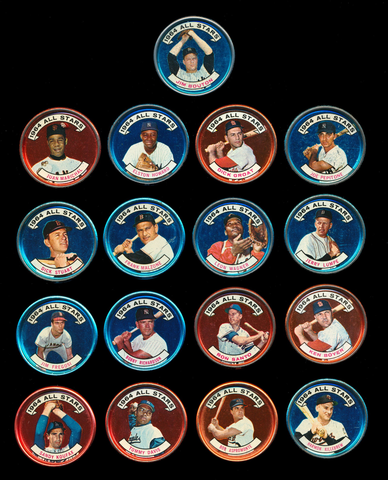 Sport - 1964 Topps Metal Baseball Chips: Sport 1964 Topps Jetons en metal de baseball Du match des Étoiles 1964, 17 jetons total incluant Sandy Koufax, Ron Santo, Bob Aspromonte et plusieus vedettes Rapport de condition: 