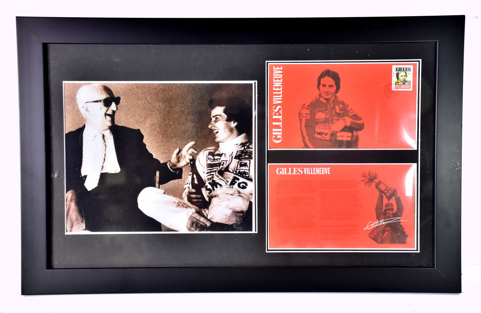 Gilles Villeneuve & Enzo Ferrari - Framed photo: Gilles Villeneuve & Enzo Ferrari Photo souvenir encadrée Mesure 14 x 22 Pouces Rapport de condition: Bonne condition ------------- Gilles Villeneuve & Enzo Ferrari Framed photo 