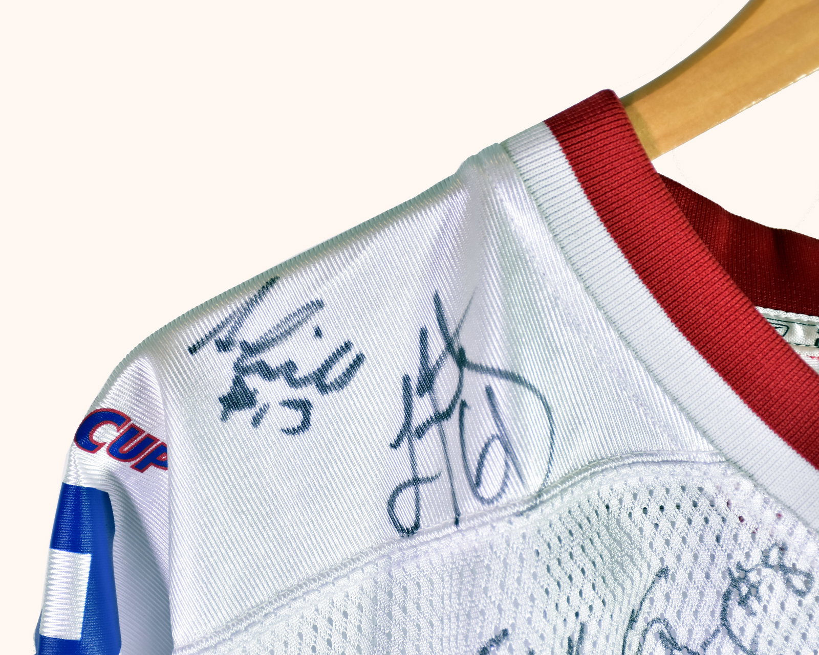 2008 Grey cup autographed Jersey - 5