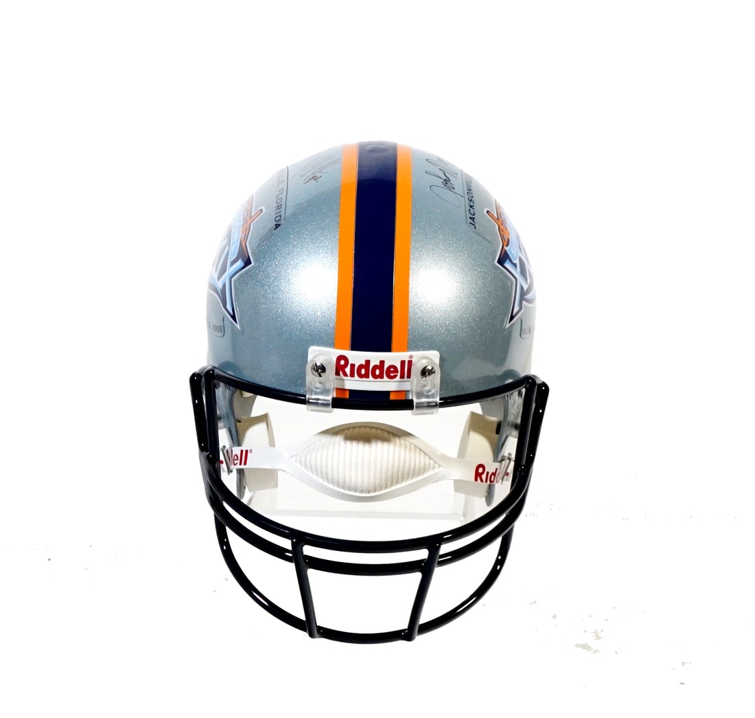 Football - Football helmet from the 39th Super Bowl - 3