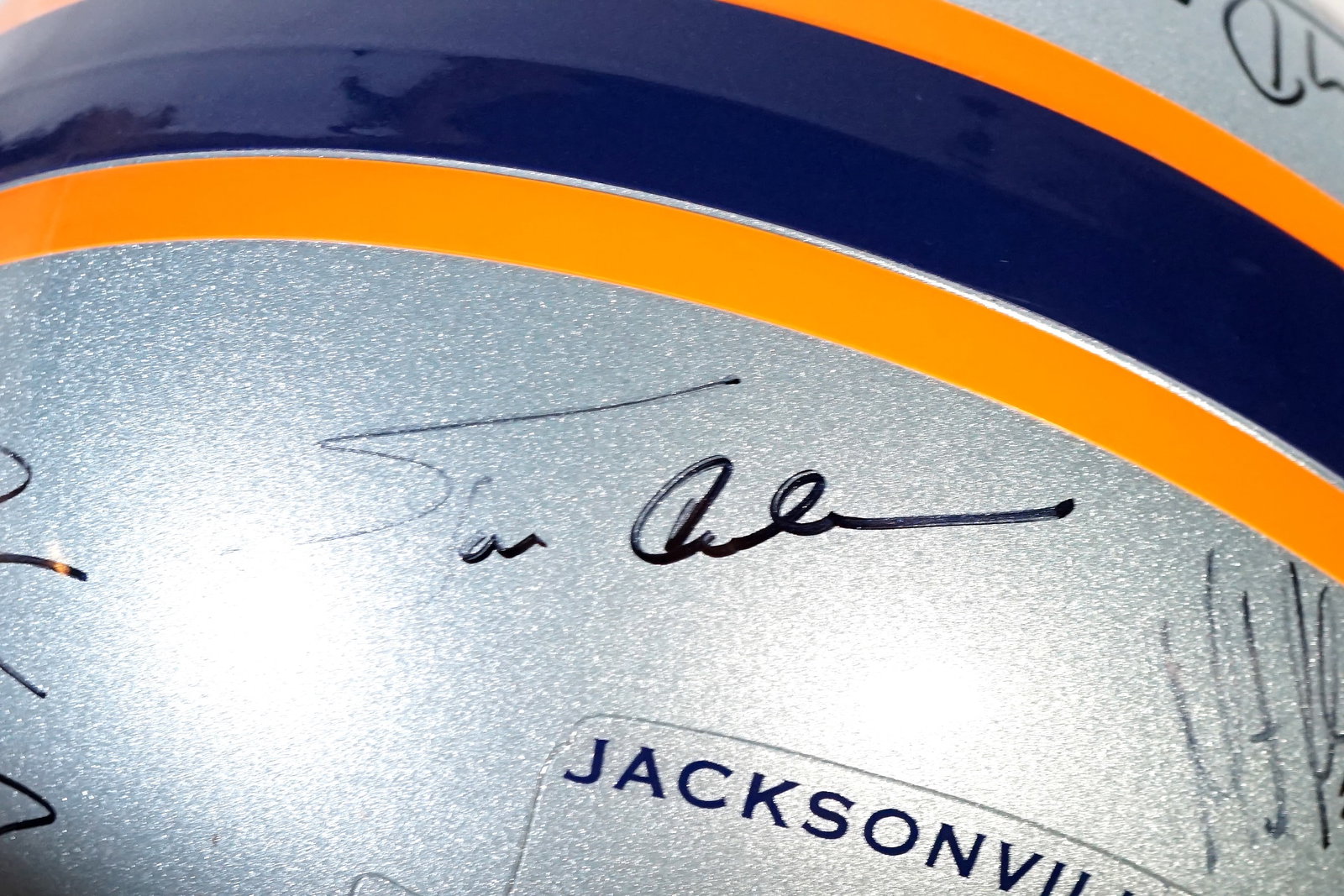 Football - Football helmet from the 39th Super Bowl - 8