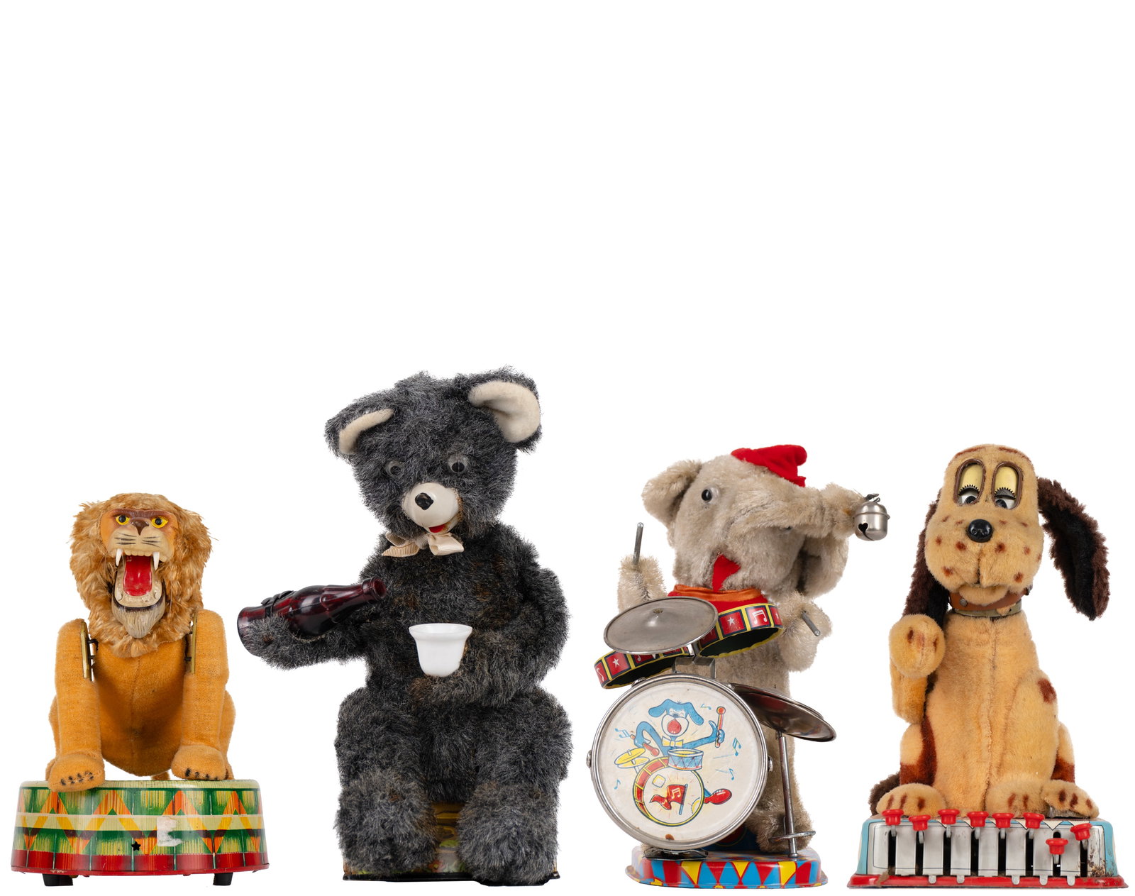 Alps \ Marx \ Rock valley - Battery-operated automatons - 1950-60: Alps \ Marx \ Rock valley Japon, États-Unis \ Japan, USA Automates à batteries (1950-60) Inclut Élephant batteur par Alps Japon, Buttons puppy par Marx USA, Lion rugissant par Rock Vall