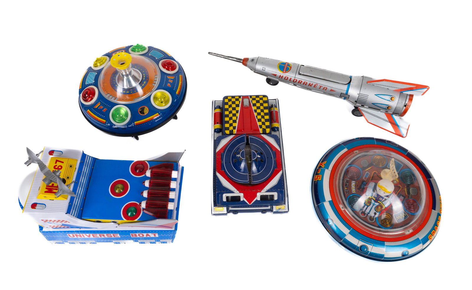Lot of vintage space and war toys - 1950-80's: China / Russia / Japan Lot divers, jouets spatiaux et guerre vintage (1950-80's) Inclut Space patrol, jouet à batteries non fonctionnel avec morceaux manquant, fuée lunaire à