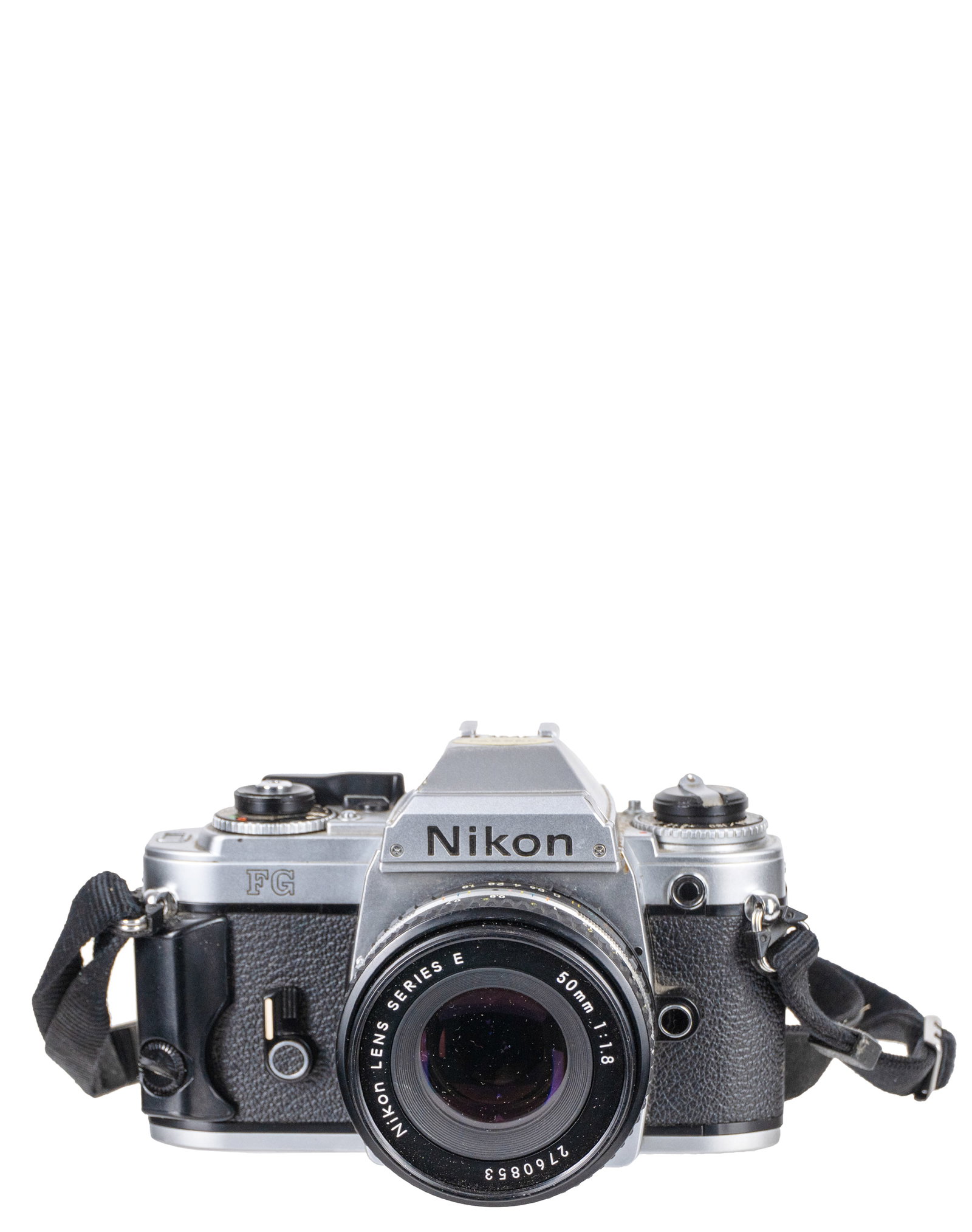Nikon analog camera with case and carrying bag - 2