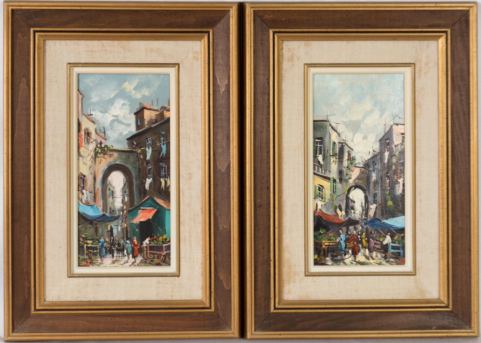 Artiste Inconnu - Set of 2 oils on canvas: Artiste Inconnu (XX-XXI) Ensemble de 2 huiles sur toile Ensemble de 2 huiles sur toile signées au bas gauche Dimension: 11 1/2'' x 5 1/2'' 29,21 cm x 13,97 cm ------------- Artiste Inconnu
