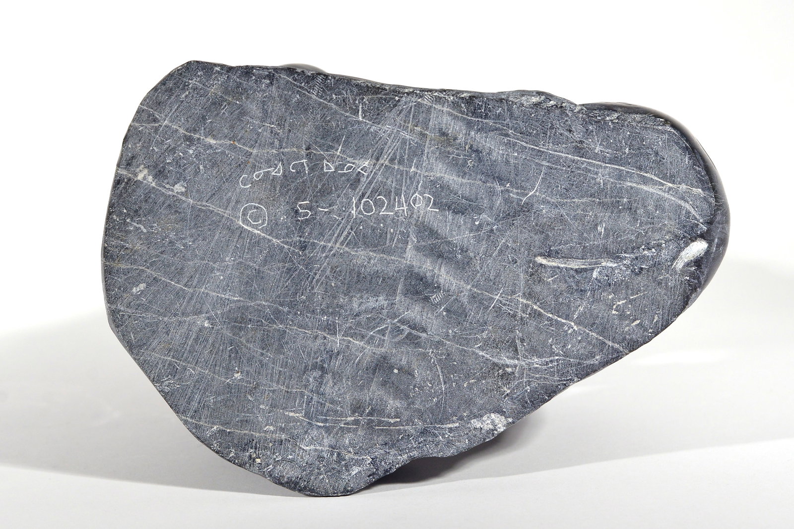 Ishulutaq, Lasaloosie - Woman and seal - 6