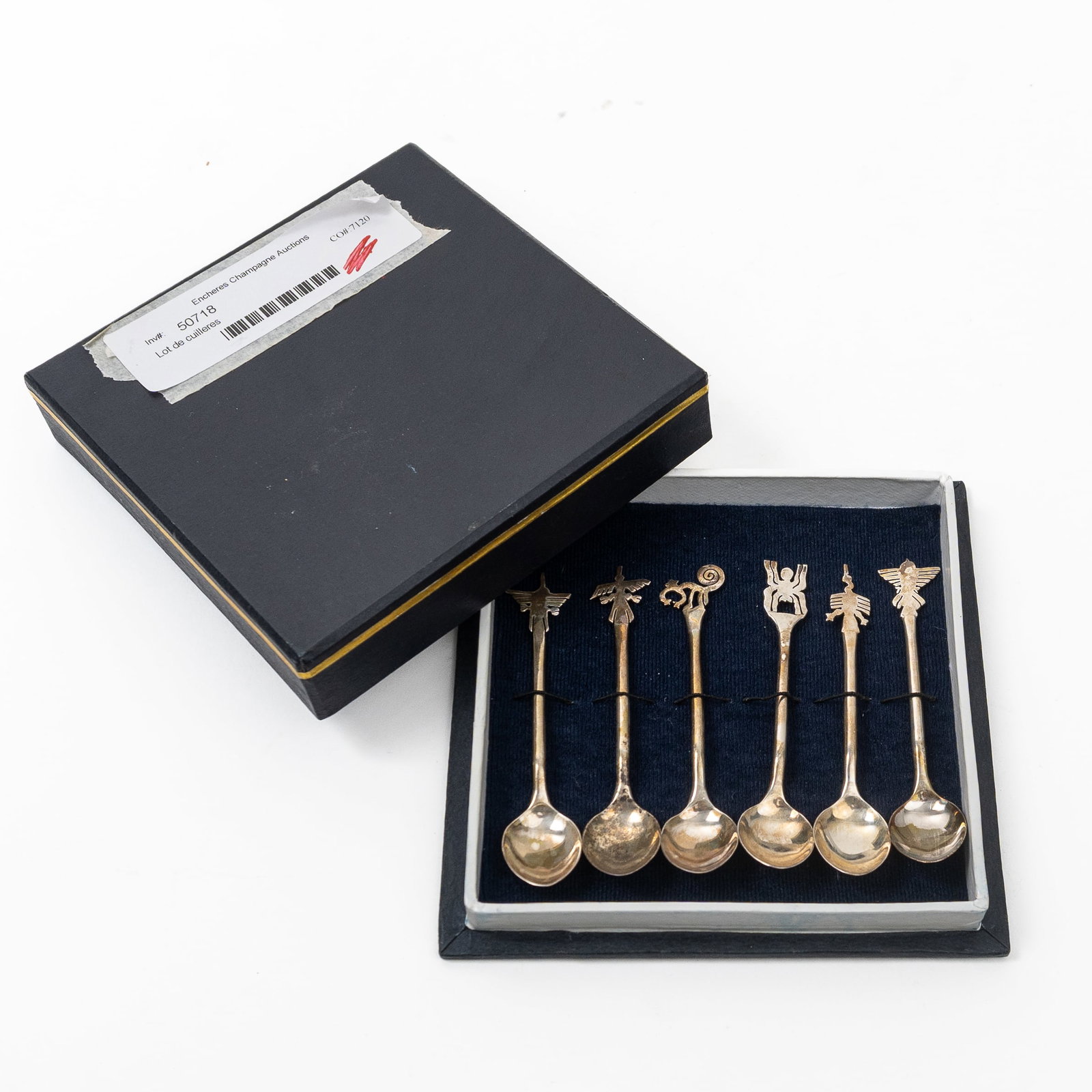 Sterling Silver Spoon Set, Nazca Lines: Ensemble de cuillères d'argent sterling, lignes de Nazca Poinçonnées 925, chacune représente un des géoglyphes de Nazca (Pérou), poids total 35.3 grammes Dimension: