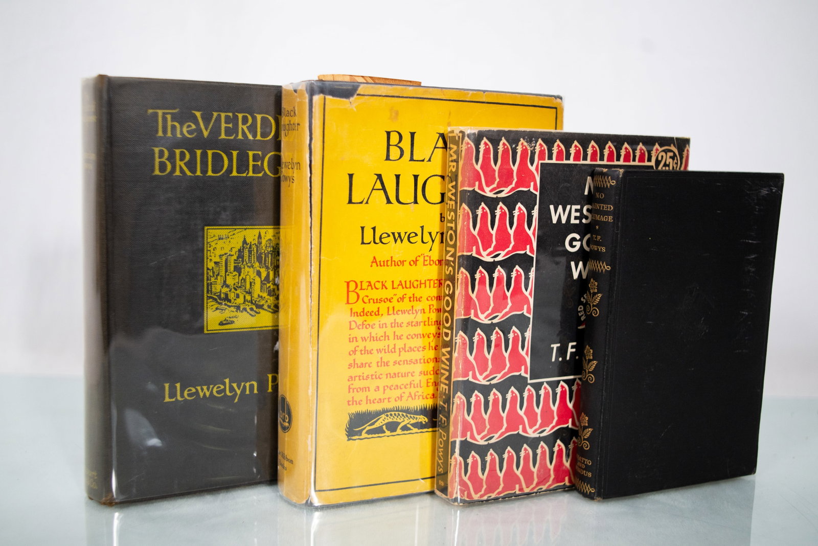 Powys, Llewelyn et Théodore Francis - Lot of 4 novels - 1926-1937 - 2