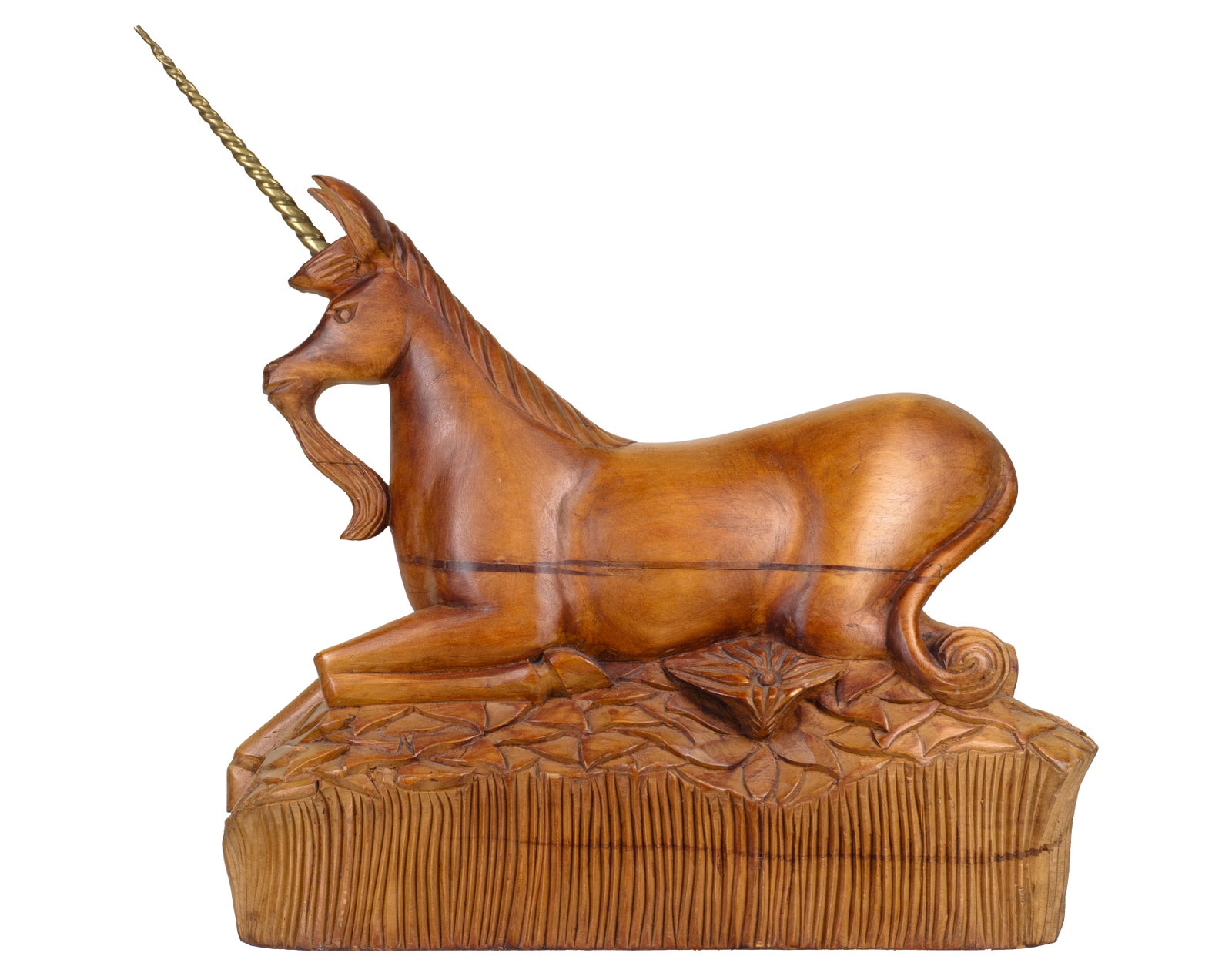 Arreid Ltd - Unicorn wood sculpture - XXe siècle: Arreid Ltd Corée / Korea Unicorn wood sculpture (XXe siècle) Bois sculpté, corne de laiton, étiquette Arreid ltd, Made in Korea Dimension: 19" x 20" x 6" 48 x 50 x 15 cm ----------
