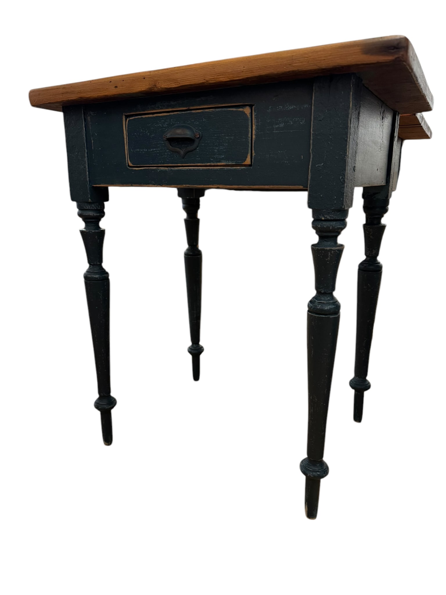 Reproduction de table d'appoint rustique québecoise - 4