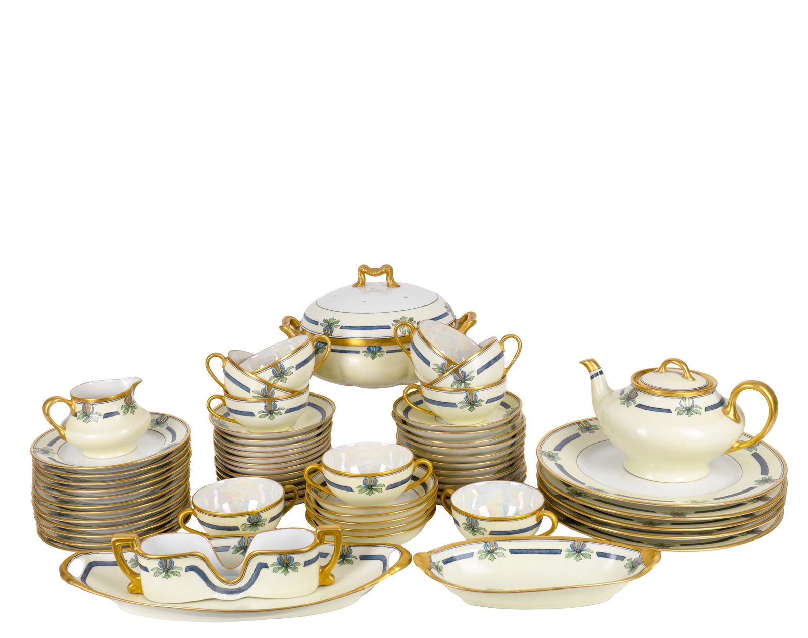Limoges Haviland - A set of vintage French Limoges Haviland (1 of 1)