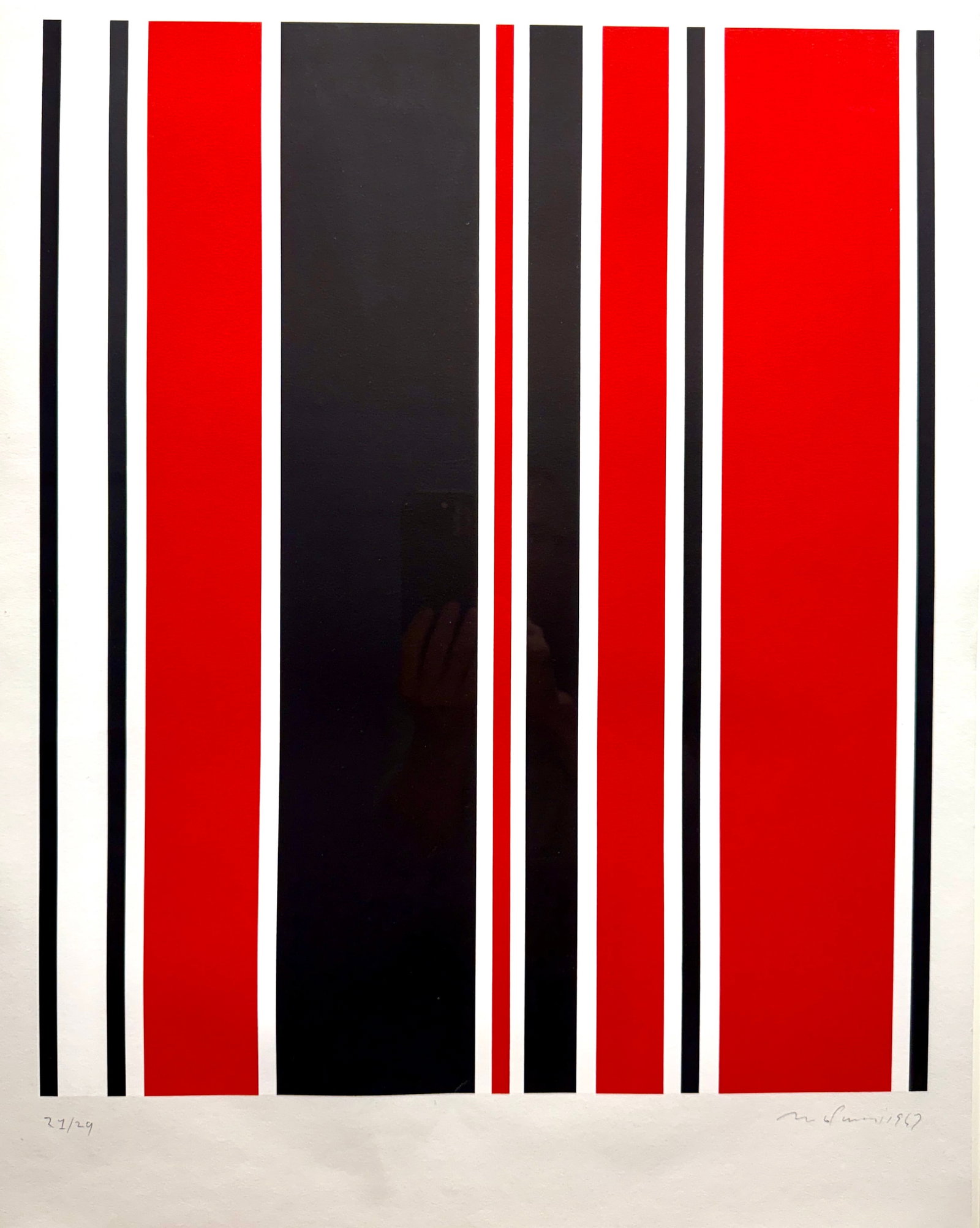 Molinari, Guido - Asymétrie rouge et noire - 1967: Molinari, Guido (1933-2004) Asymétrie rouge et noire (1967) Description (FR): Lithographie signée au plomb en bas à droite, numérotée 21/29 en bas à gauche Description (EN): Lithograph signed