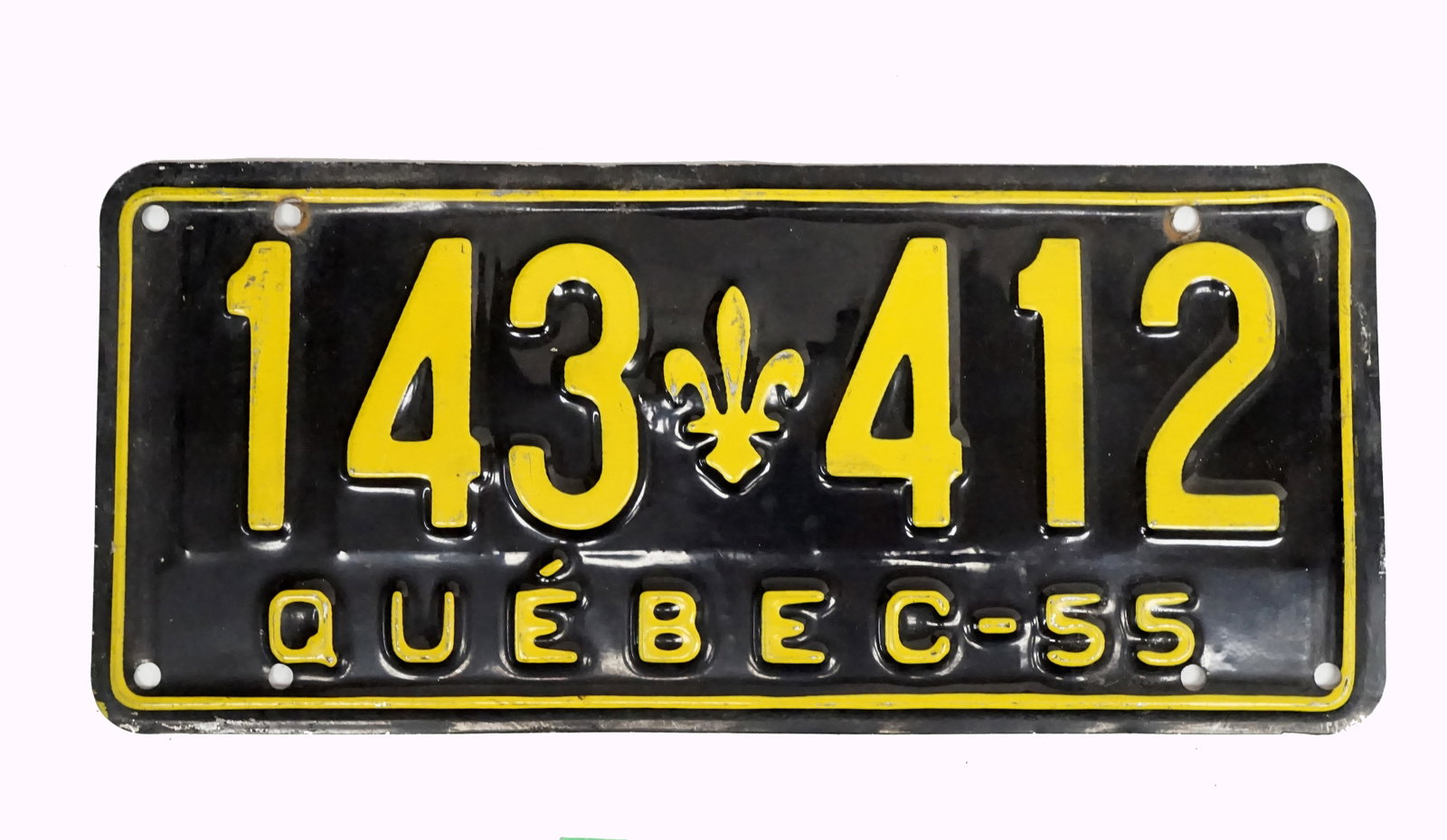 1955 license plate #143-412: 1955 Plaque auto #143-412 du Québec en aluminium Rapport de condition: bonne état ------------- 1955 license plate #143-412 From Quebec in Aluminium Condition Report: good conditi