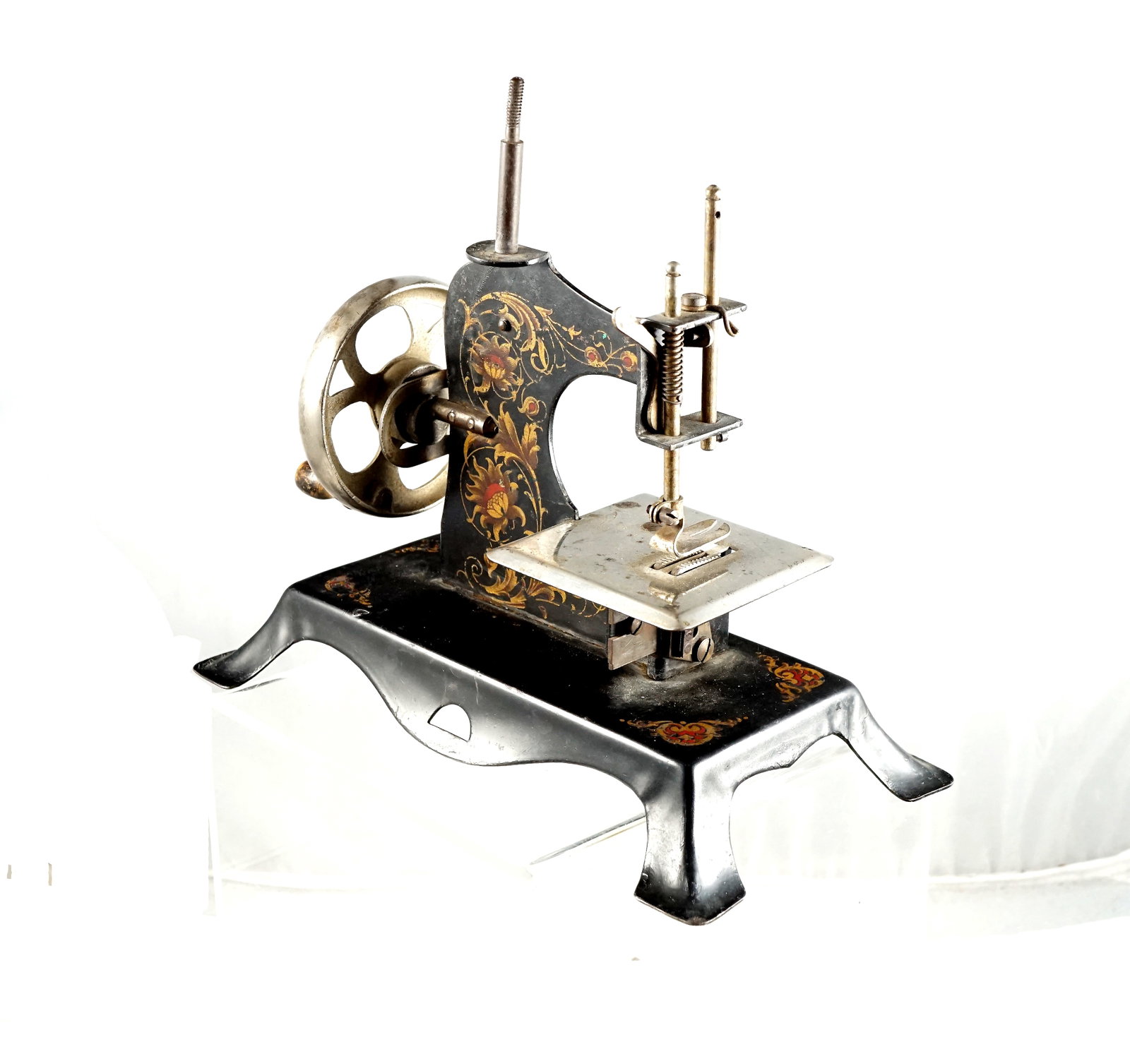 Toy Sewing machine - 3