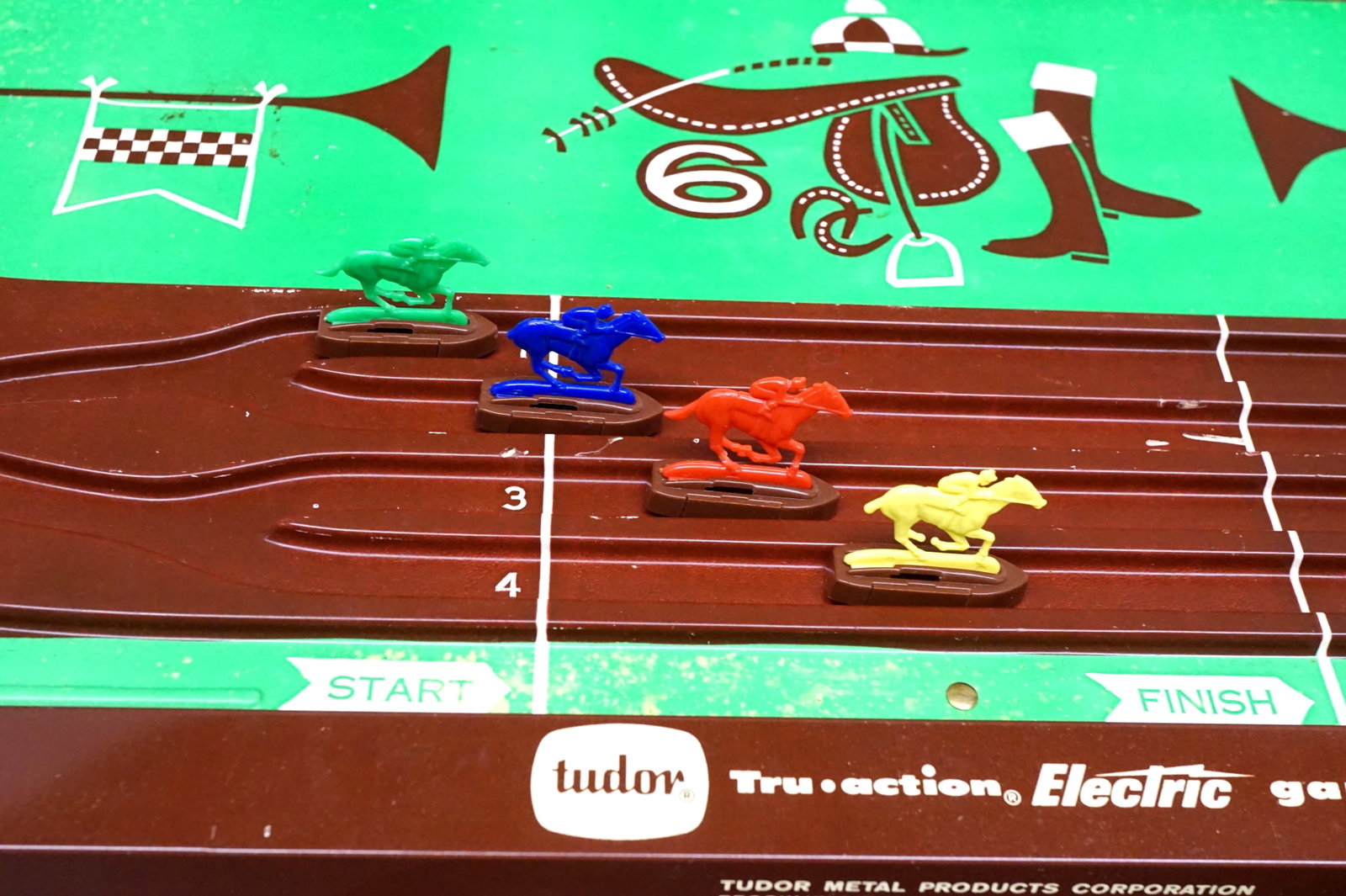 Tudor Toy - Electric horse race game - 3