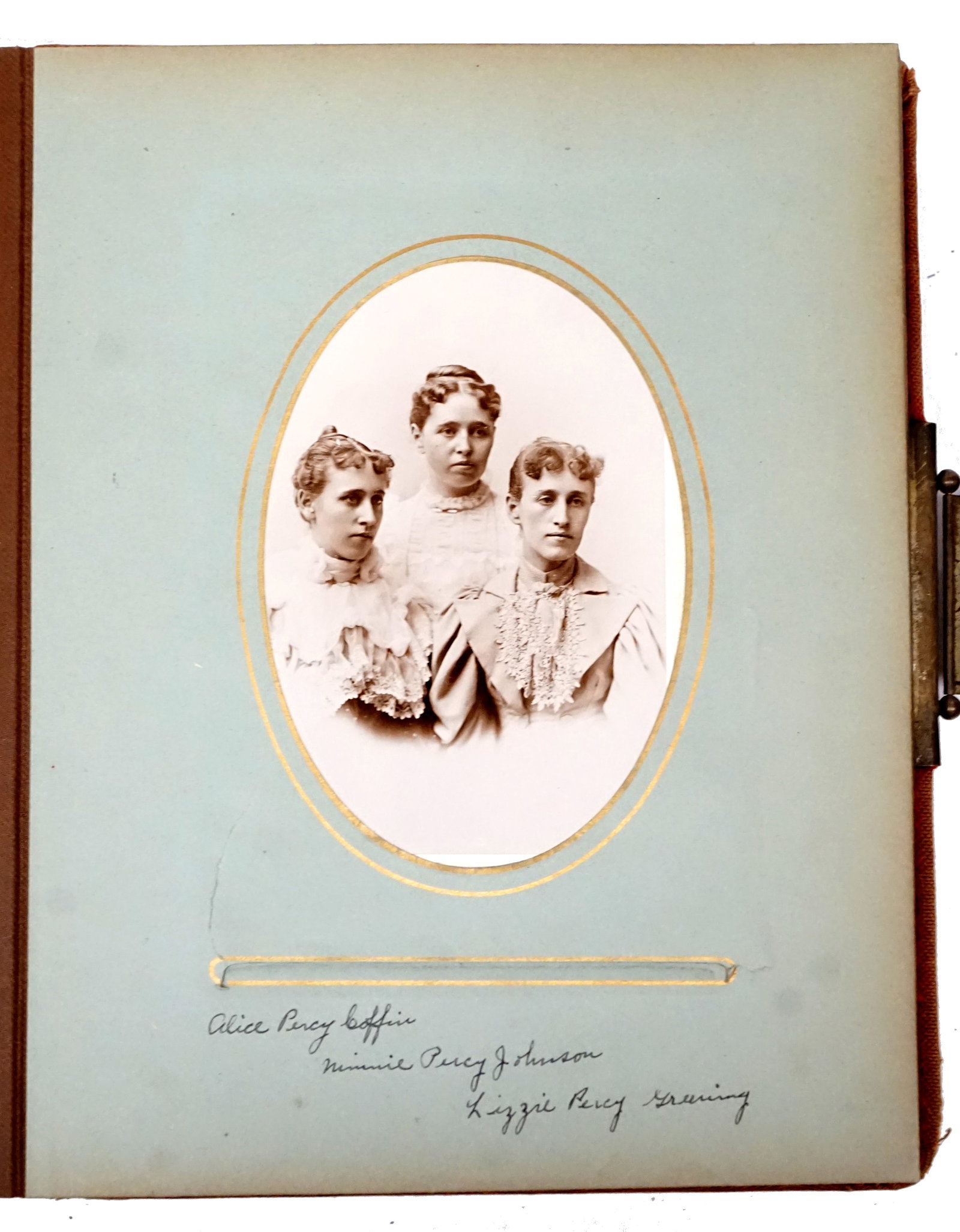 Album of very old photos - 11