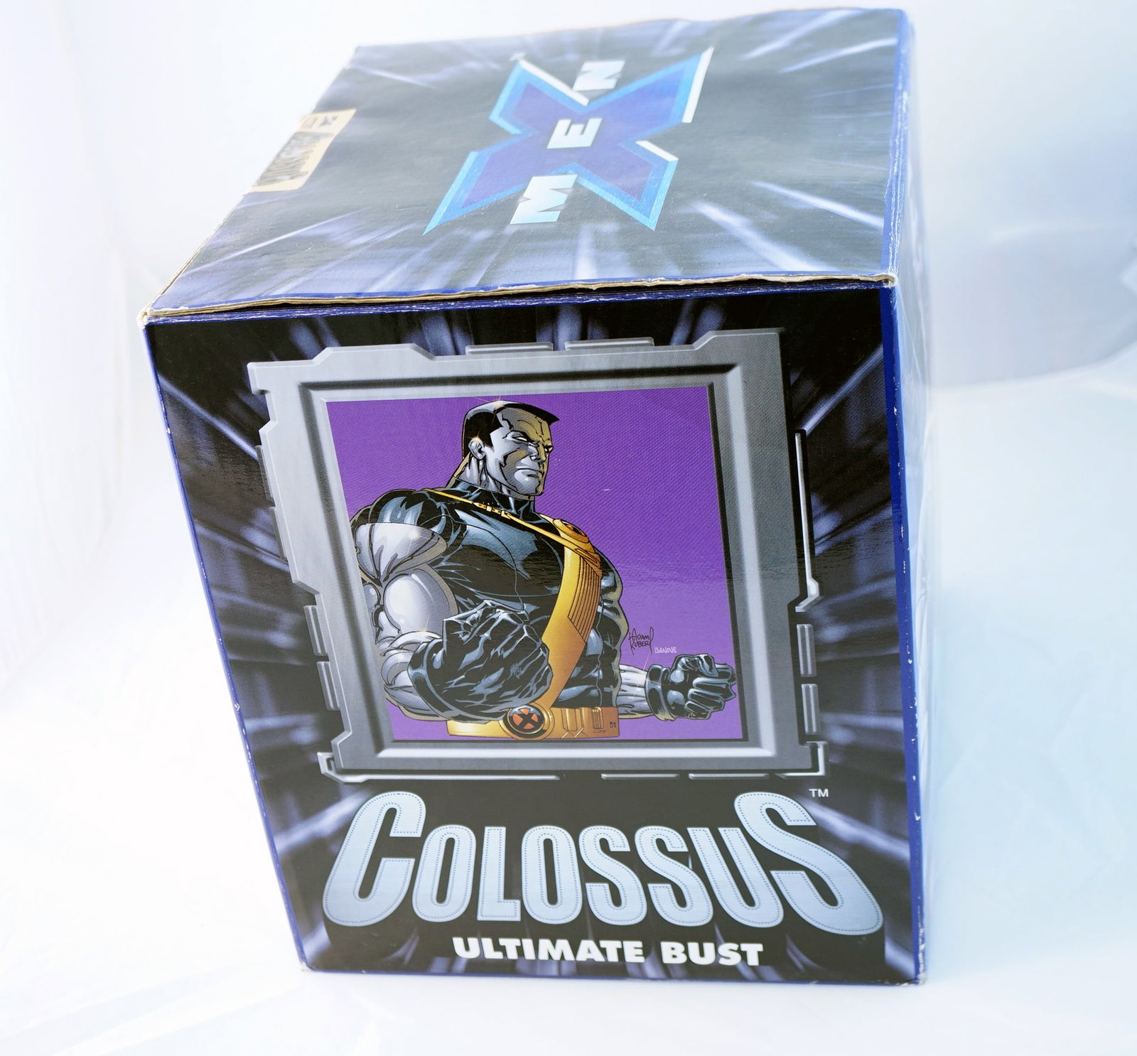 Marvel - Colossus Bust - 2