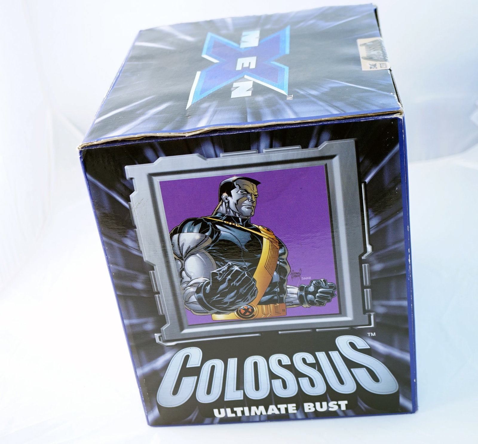 Marvel - Colossus Bust - 4
