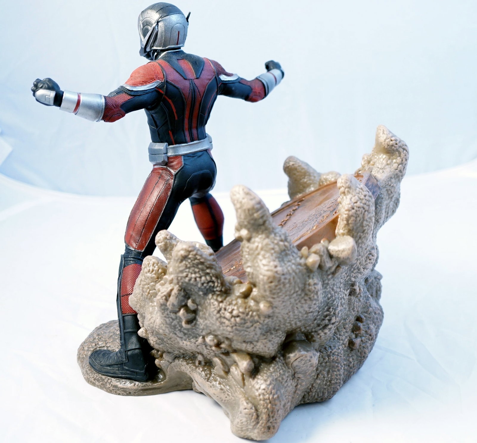 Marvel - Ant-Man and the Wasp figurine - 5