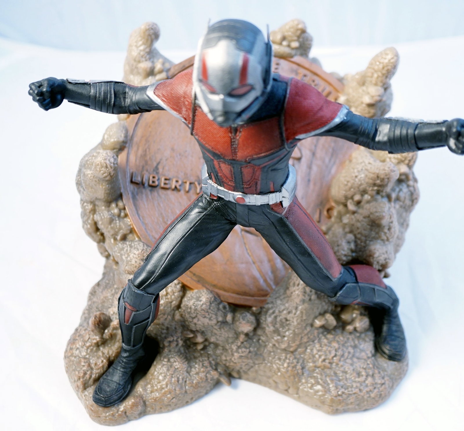 Marvel - Ant-Man and the Wasp figurine - 7