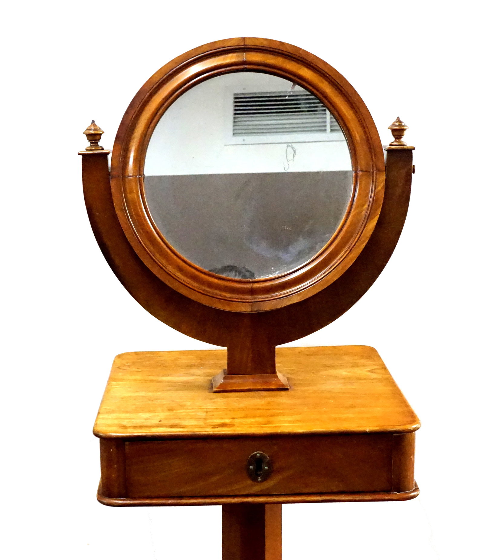 Shaving mirror on stand - 2