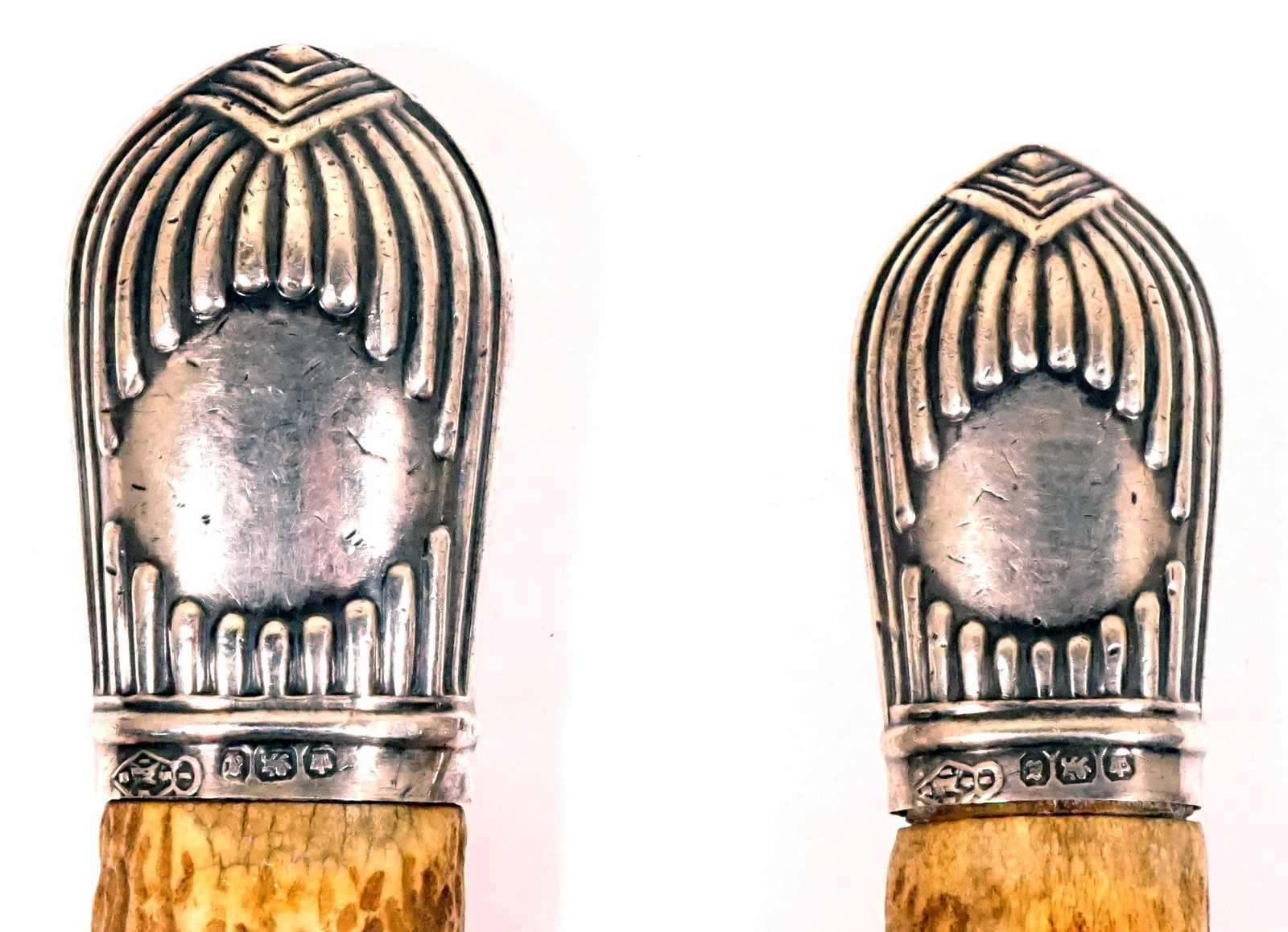 Pair of 19th century English fish services - 2