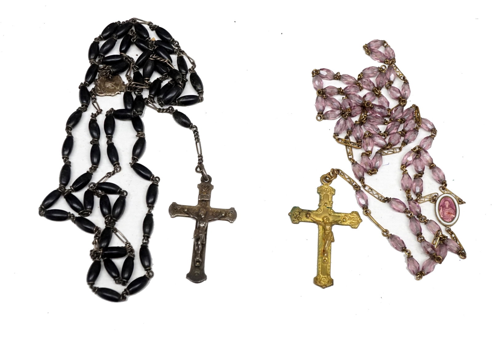 7 different rosaries with beads, cross adorned with Christ - 2