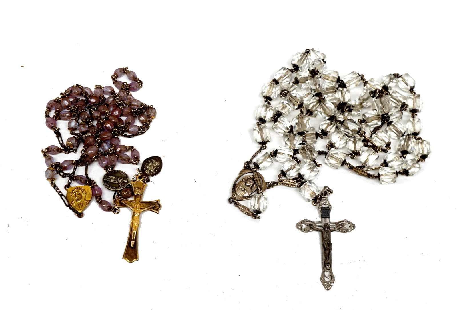 7 different rosaries with beads, cross adorned with Christ - 3