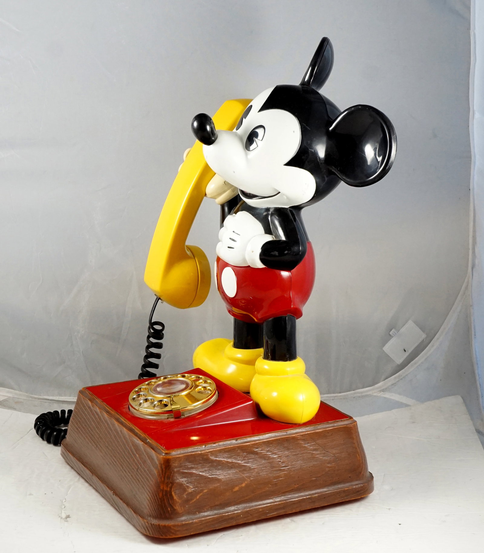 1976 Disney Mickey mouse landline phone - 2