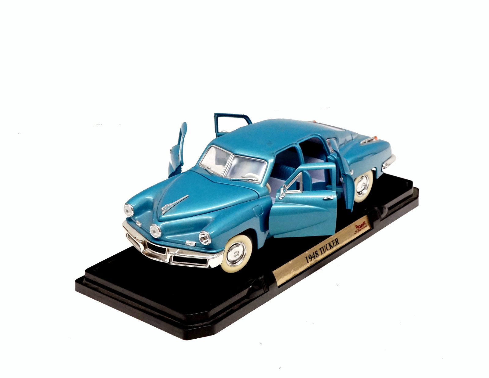 1:18 Car and 1:43 Snap-On Trailer Truck - 5