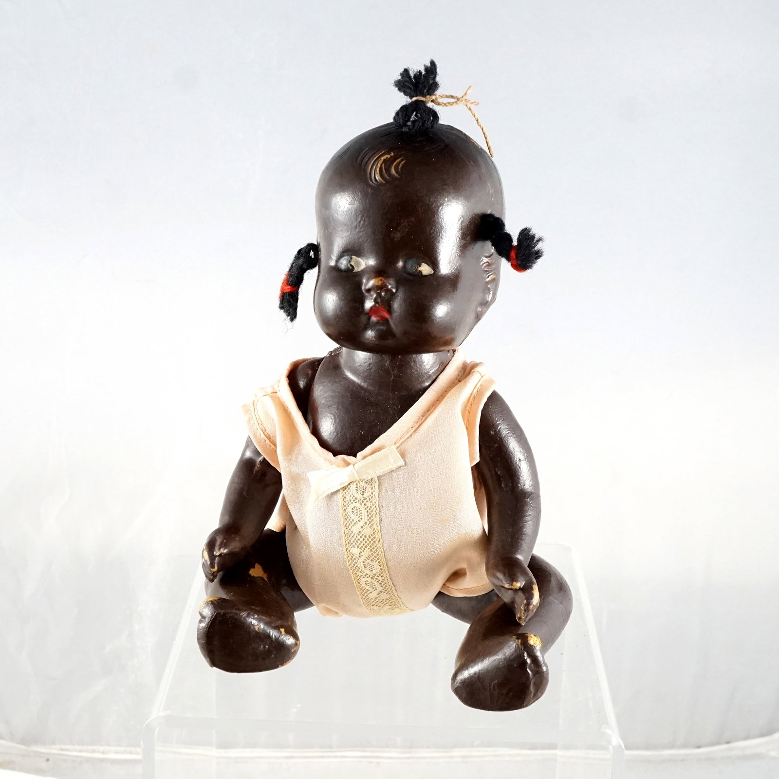 Antique baby doll: Ancienne poupé bébé Afro américaine articuler Dimension: 10" 25 cm ------------- Antique baby doll Articulated African American . Dimension: 10" 25 cm
