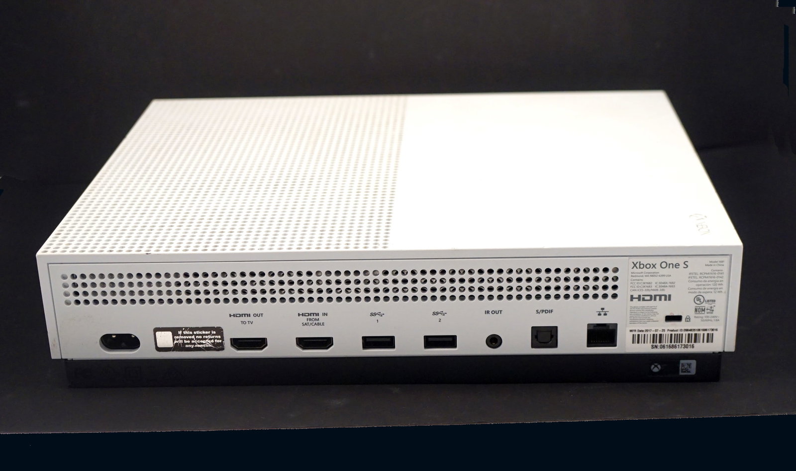 Microsoft - Xbox one S - 4