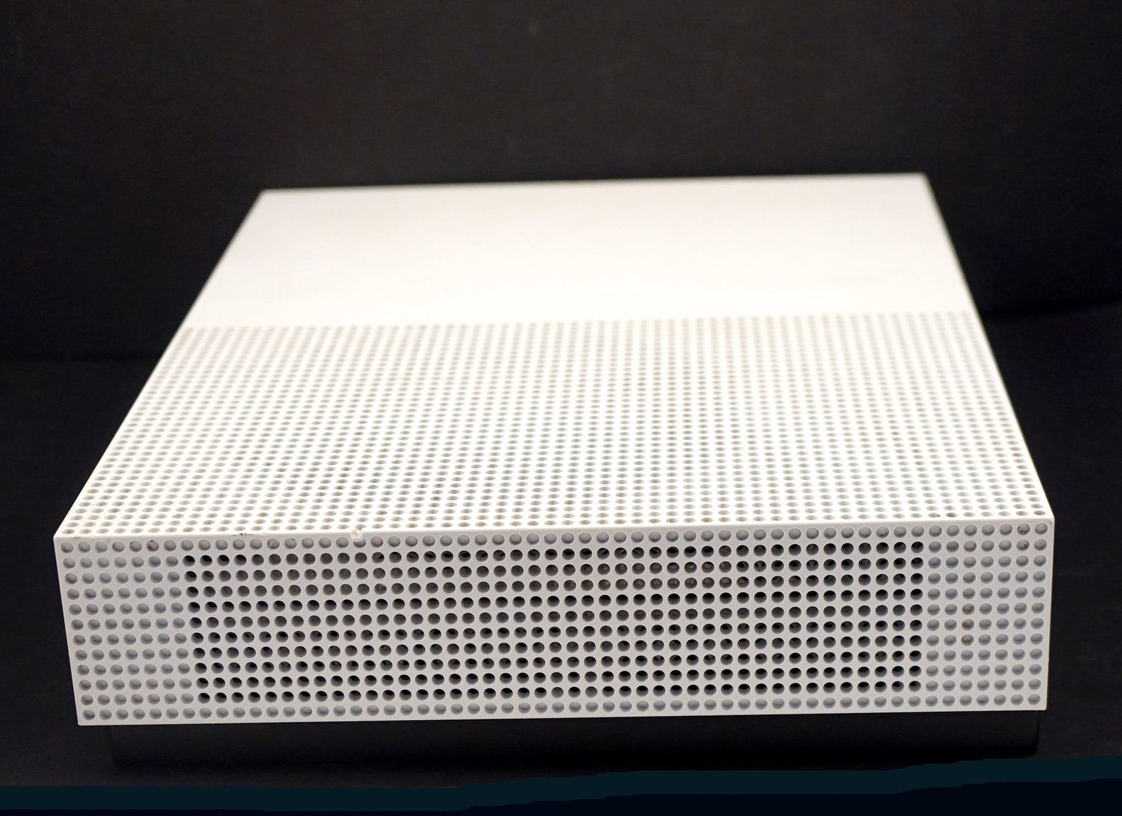 Microsoft - Xbox one S - 5