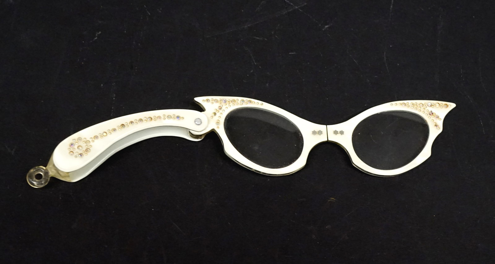 4 pair of eyeglasses - 2